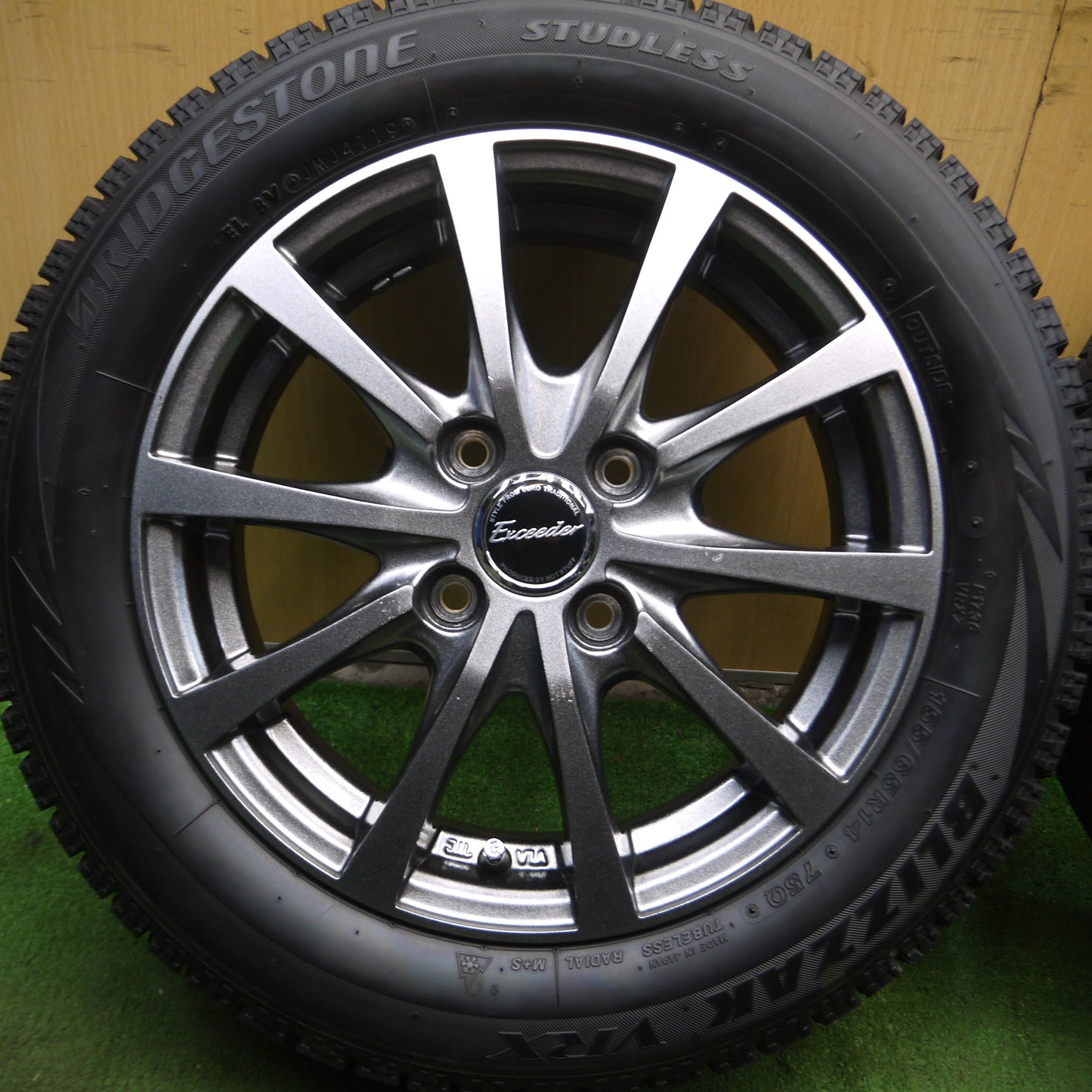 *送料無料*バリ溝！19年！キレイ！9分★スタッドレス 155/65R14 ブリヂストン ブリザック VRX Exceeder エクシーダー 14インチ PCD100/4H★3102501Hス