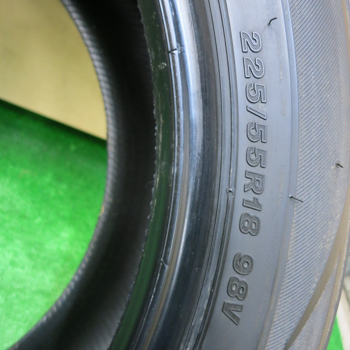 エルグランド 225/55R18 ブリジストン REGNO - タイヤ、ホイール