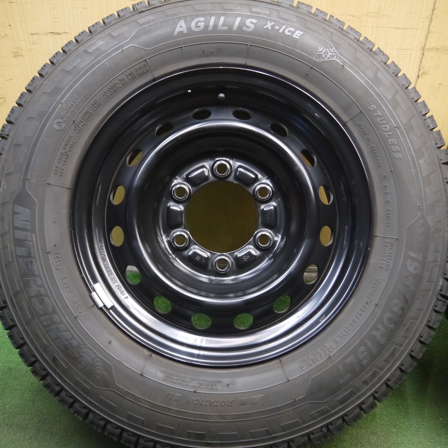 *送料無料*バリ溝！20年！キレイ！9分★ハイエース 純正 195/80R15 107/105R スタッドレス ミシュラン AGILIS X-ICE スチール ホイール 15インチ PCD139.7/6H★4010513Hス