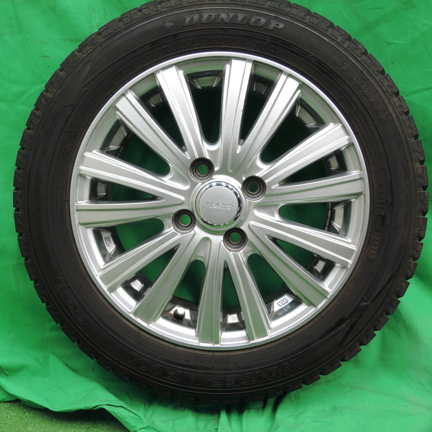 *送料無料*バリ溝！20年！9.5分★スタッドレス 155/65R14 ダンロップ ウインターマックス WM02 VELVA TESALIA ヴェルヴァ 14インチ PCD100/4H★3101503HDス