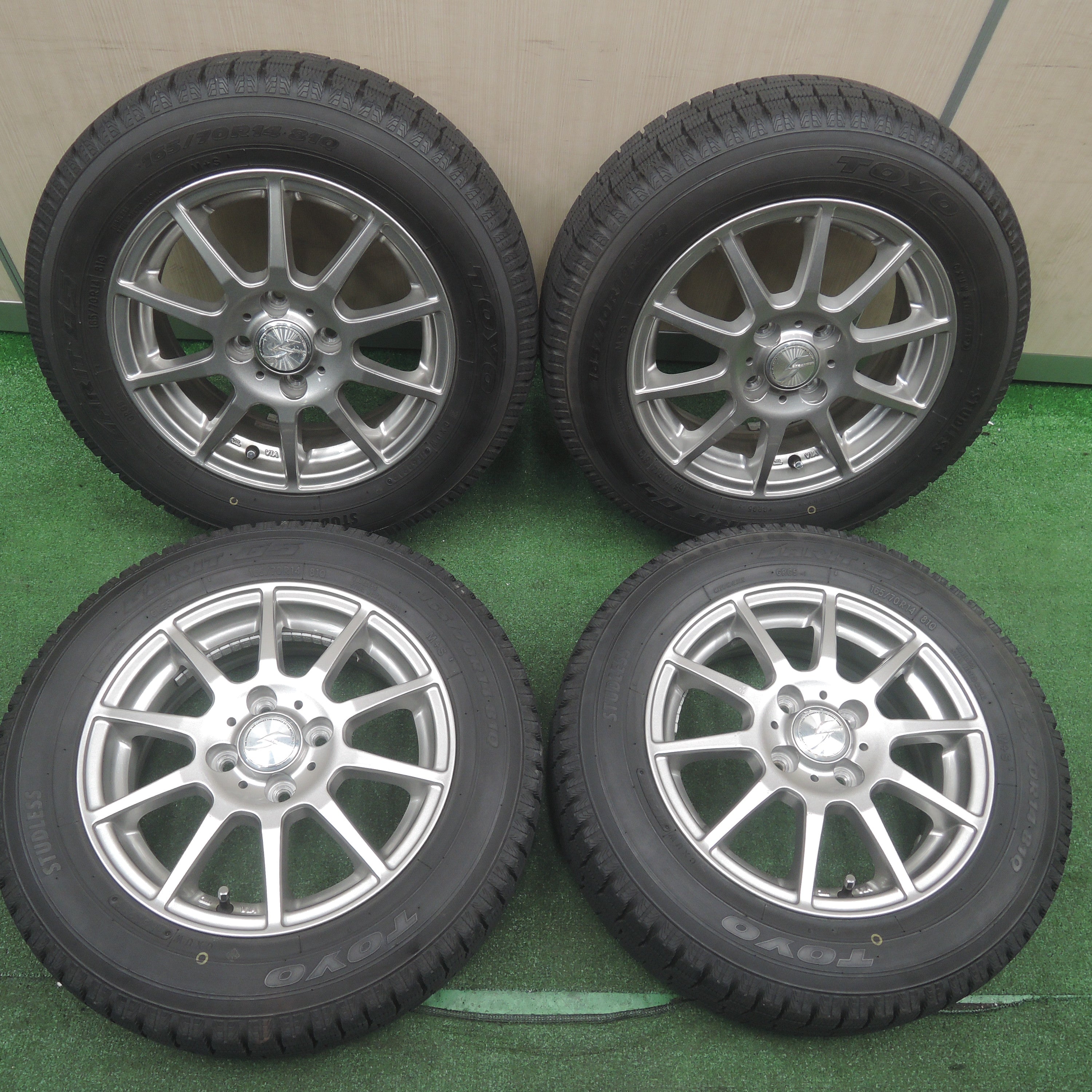 *送料無料*バリ溝！19年！キレイ！9.5分以上★スタッドレス 165/70R14 トーヨー ガリット G5 STRANGER ストレンジャー  14インチ PCD100/4H★3111315SYス