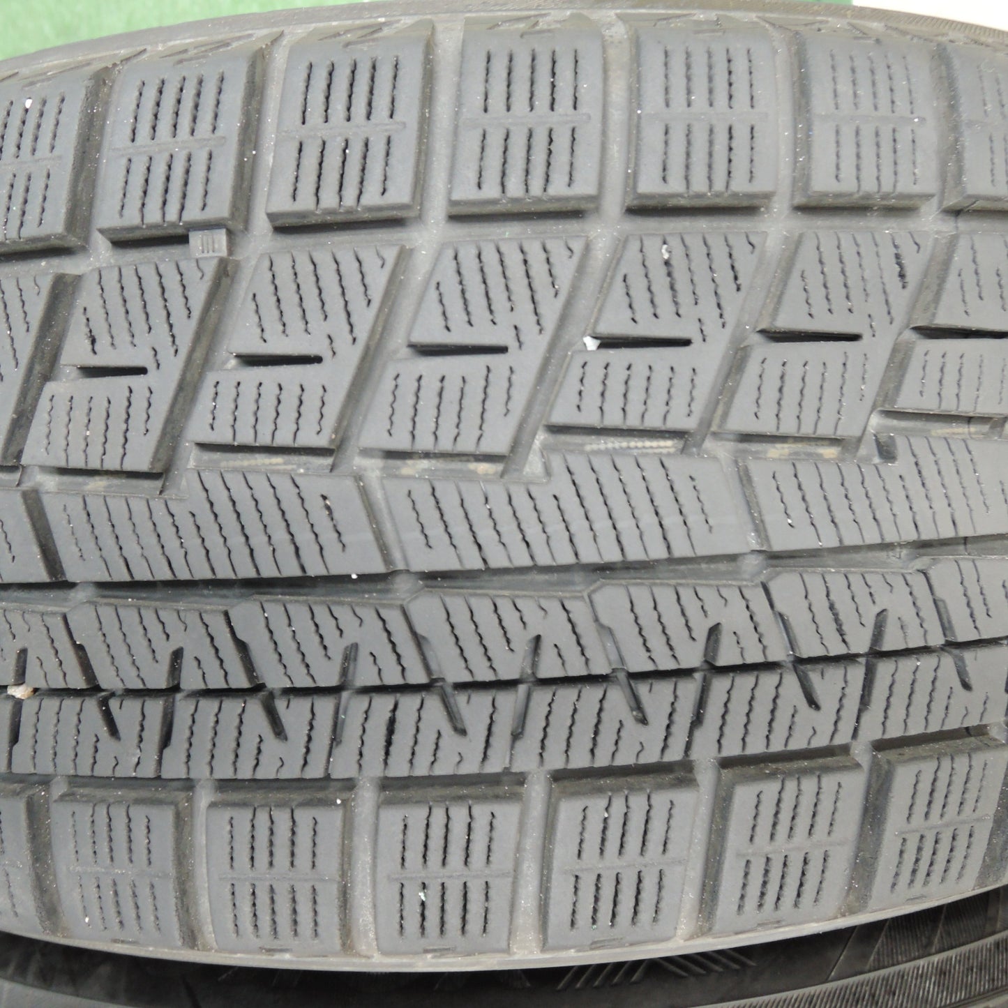 *送料無料* バリ溝！21年！キレイ！9.5分★スタッドレス 205/65R16 ヨコハマ アイスガード iG60 ravrion RM01 16インチ PCD114.3/5H★4030105TNス