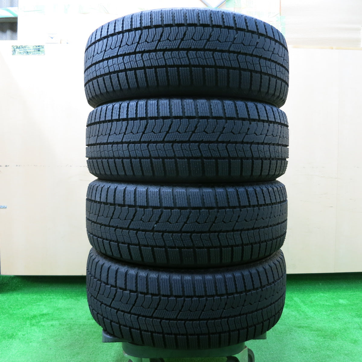 *送料無料*超バリ溝！22年！キレイ！ほぼ10分★アウディ ワーゲン 等 205/55R16 スタッドレス トーヨー オブザーブ GIZ2 B.S.J. BILLET STAR PCD112/5H★3111708イス