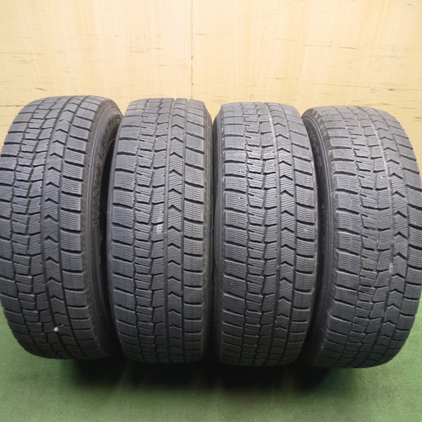 *送料無料* バリ溝！21年！キレイ！9.5分★スタッドレス 215/60R17 ダンロップ ウインターマックス WM02 EuroSpeed ユーロスピード 17インチ PCD114.3/5H★4021612Hス