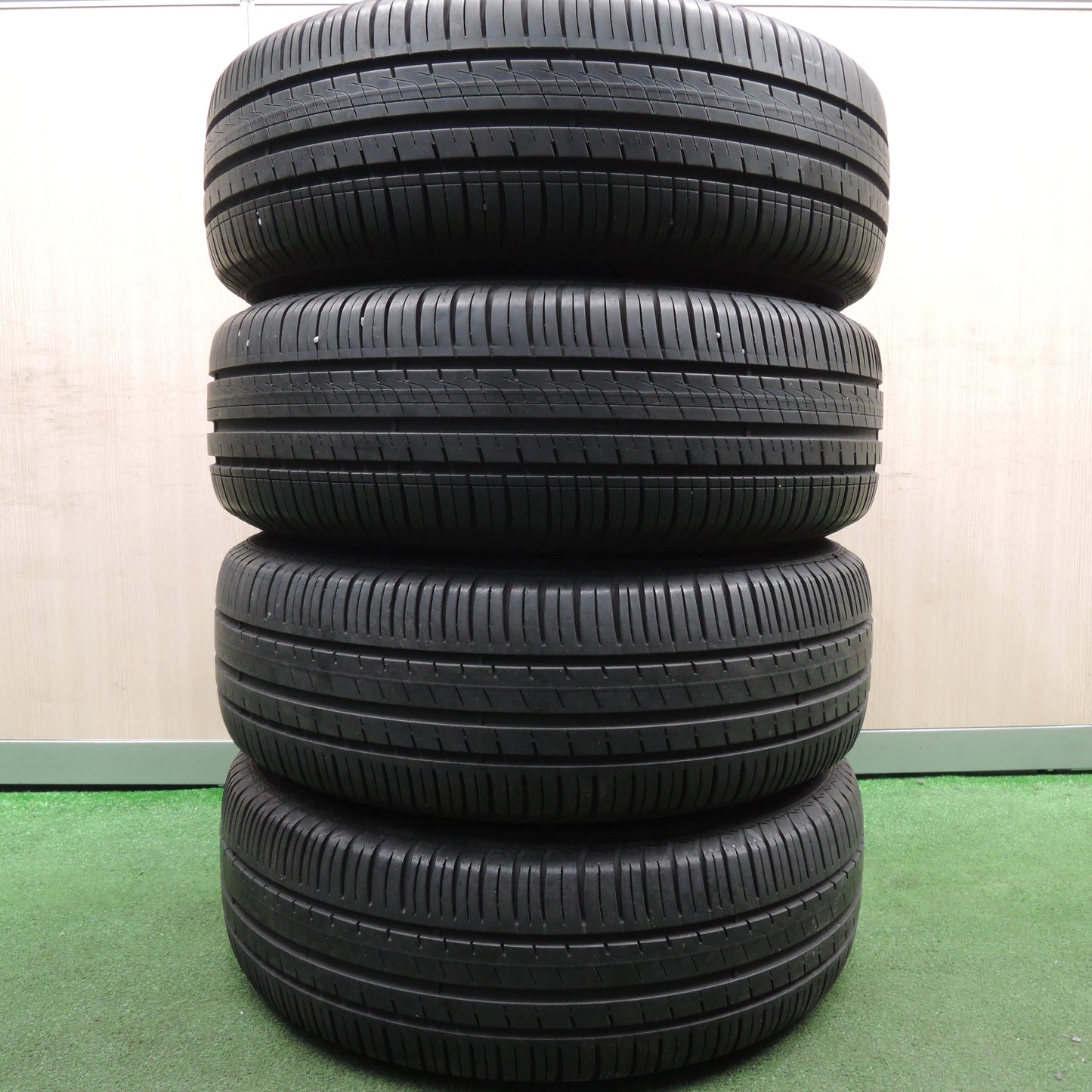 *送料無料*4本価格！21年★トヨタ 30系 プリウス 純正 195/65R15 ピレリ Cinturato P6 15インチ PCD100/5H★4012803HAノ