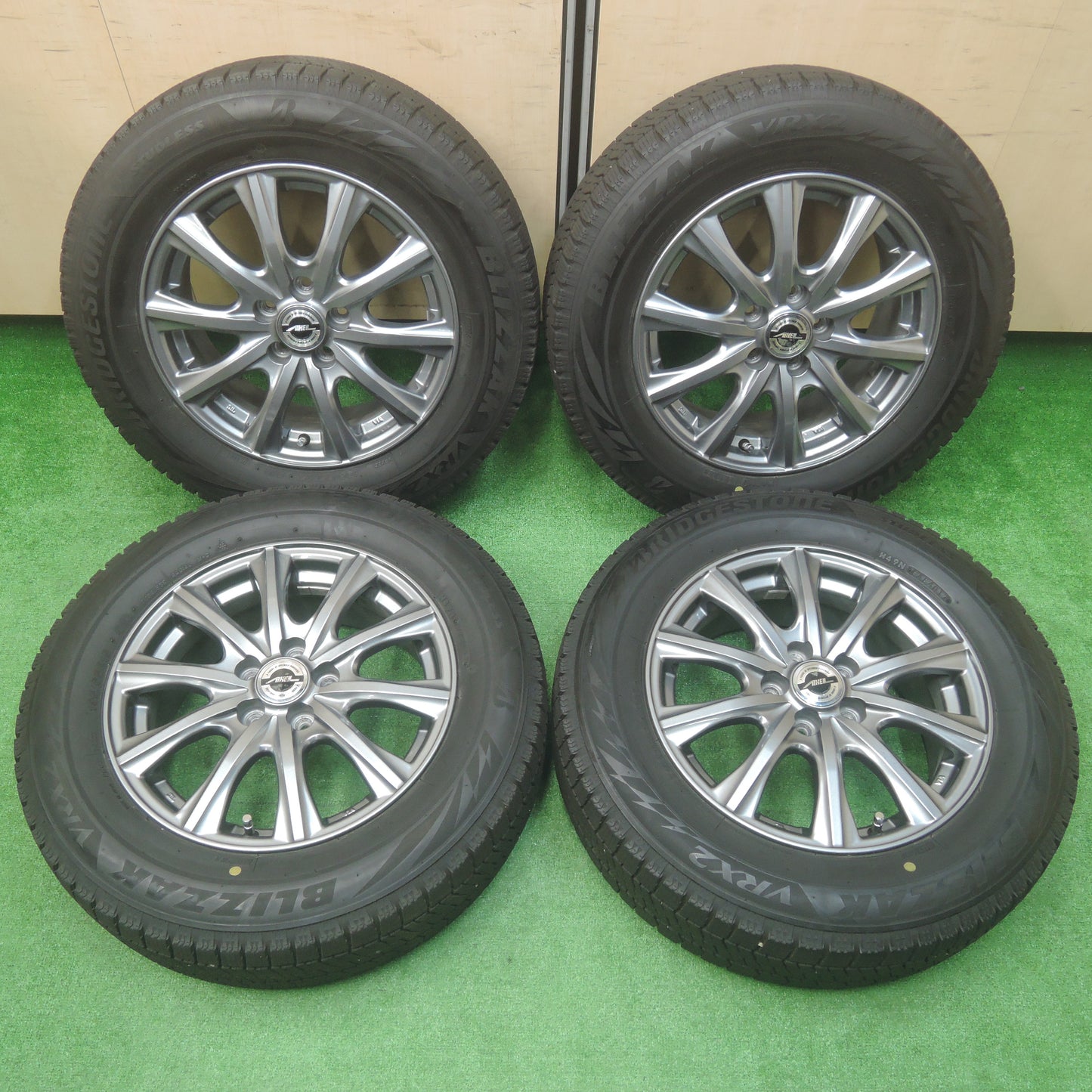 *送料無料*キレイ★プリウス 等 195/65R15 スタッドレス ブリヂストン ブリザック VRX2 AXEL アクセル 15インチ PCD100/5H★3112005SYス