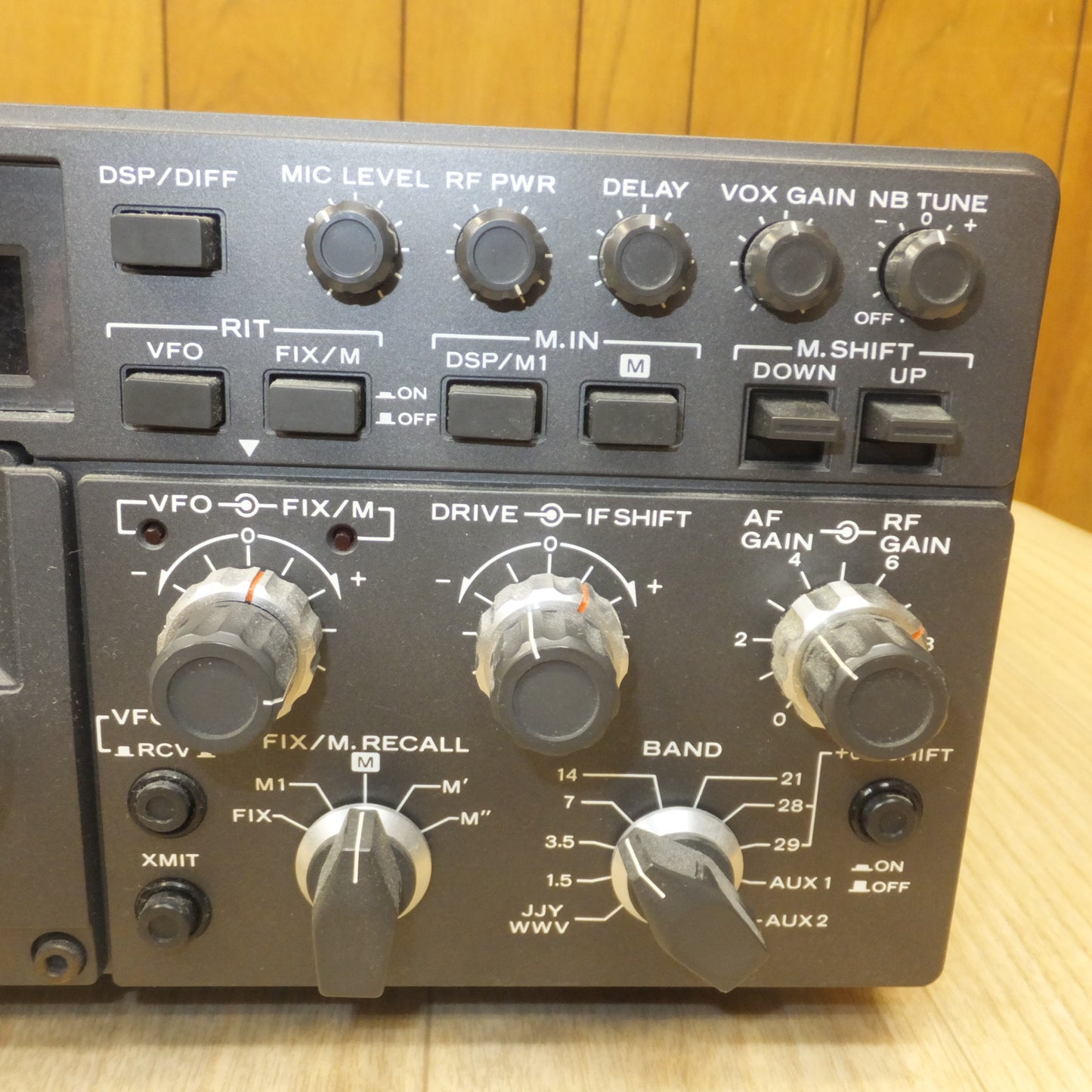 [送料無料] 現状品★ケンウッド TRIO トランシーバー 無線機 SSB TRANSCEIVER TS-180V★