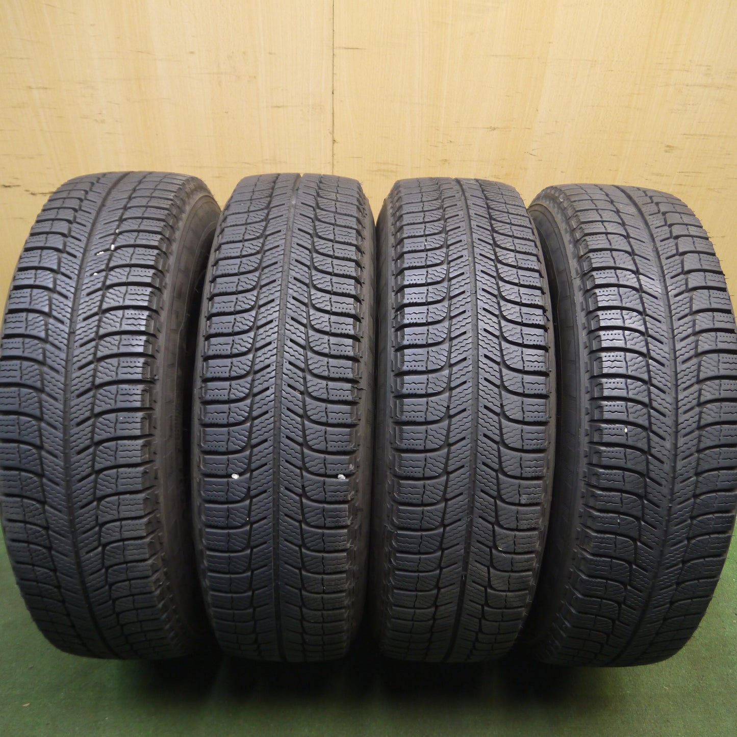 *送料無料*バリ溝！20年！キレイ！9分★ハイエース 純正 195/80R15 107/105R スタッドレス ミシュラン AGILIS X-ICE スチール ホイール 15インチ PCD139.7/6H★4010513Hス