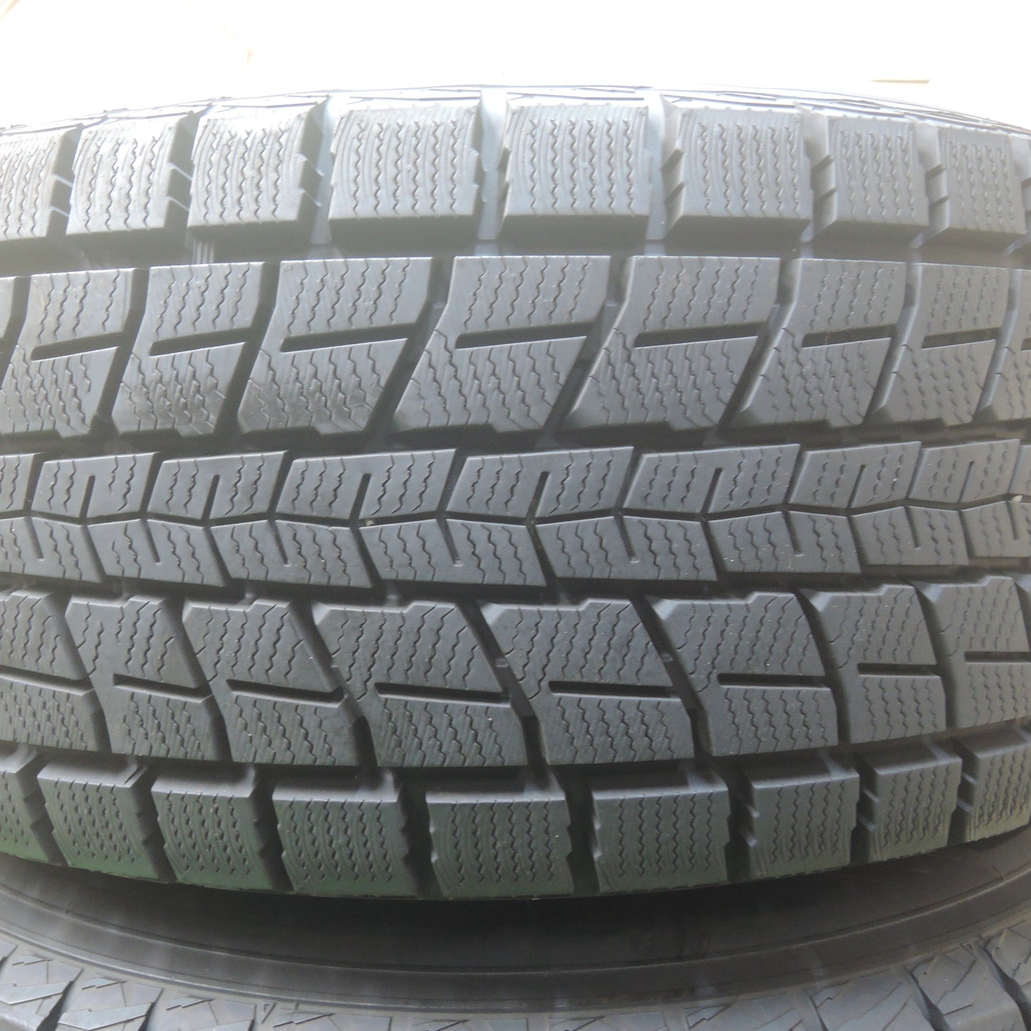 *送料無料*超バリ溝！20年！キレイ！9.5分以上★ランクル 等 KEELER キーラー 265/65R17 スタッドレス ダンロップ ウインターマックス SJ8 17インチ PCD139.7/6H★3112801SYス