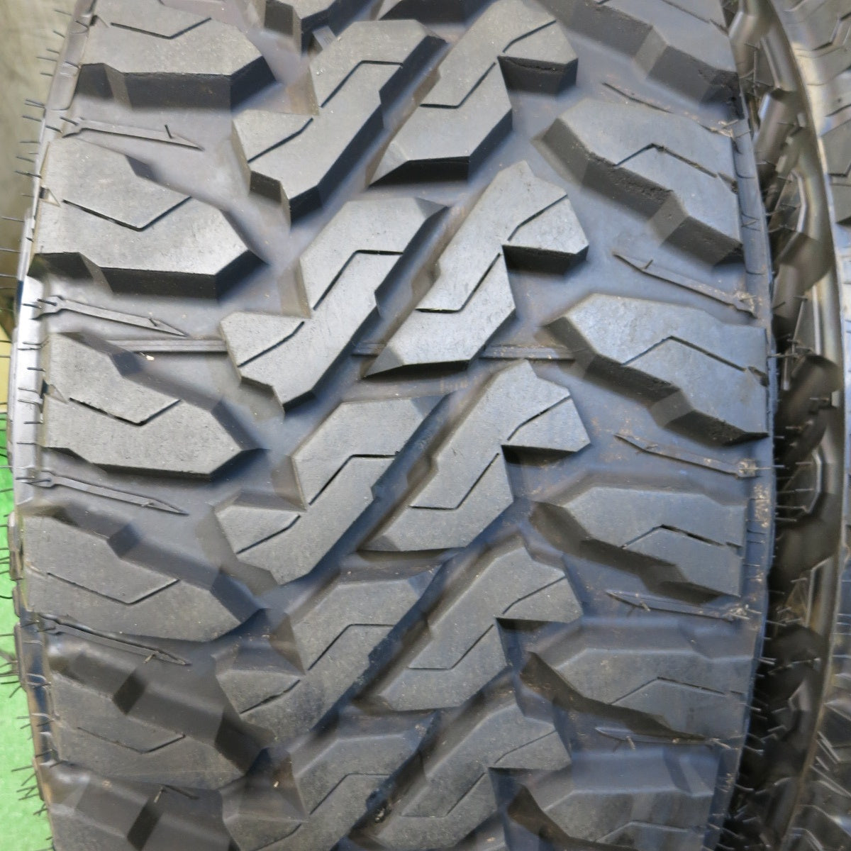 *送料無料* 超バリ溝！21年！綺麗！ほぼ10分★XF OFF-ROAD 295/55R20 ヨコハマ ジオランダー M/T G003 20インチ PCD114.3 127/5H マルチ★4021603クノ