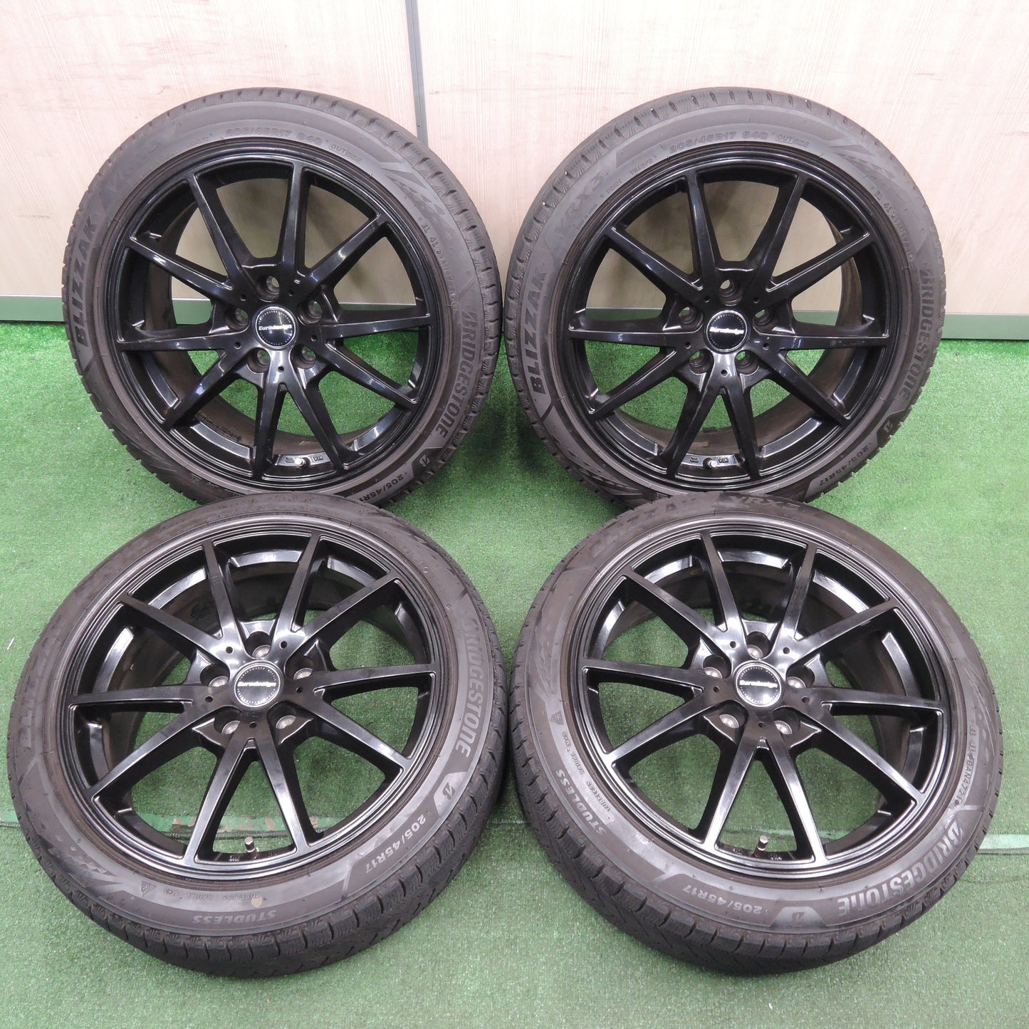 *送料無料*バリ溝！21年！キレイ！9分★BMW 等 205/45R17 スタッドレス ブリヂストン ブリザック VRX3 Eurodesign 17インチ PCD112/5H★3111707NJス