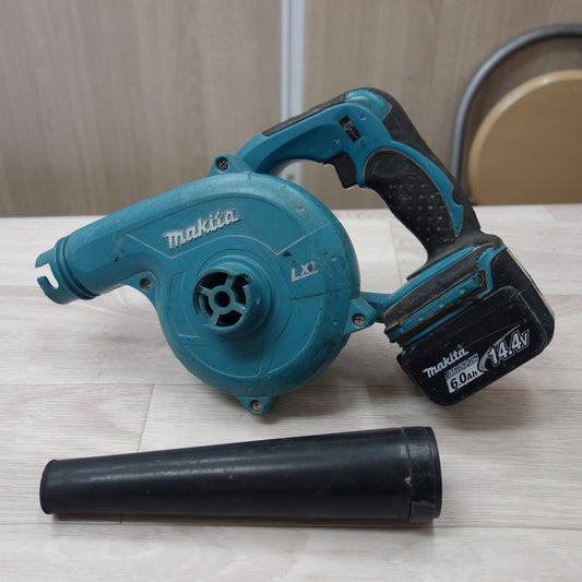 [送料無料] ☆マキタ 充電式 ブロワ UB142D ブロア 送風 集じん makita 6.0Ah 14.4V☆