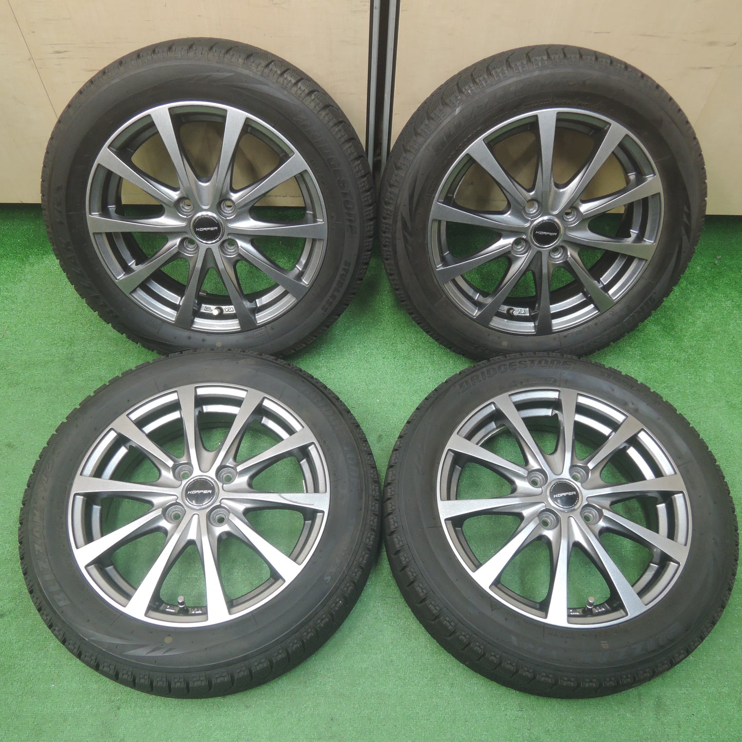 *送料無料*バリ溝！キレイ！8.5分★スタッドレス 165/60R15 ブリヂストン ブリザック VRX KORPER ケルパー 15インチ PCD100/4H★3120608SYス