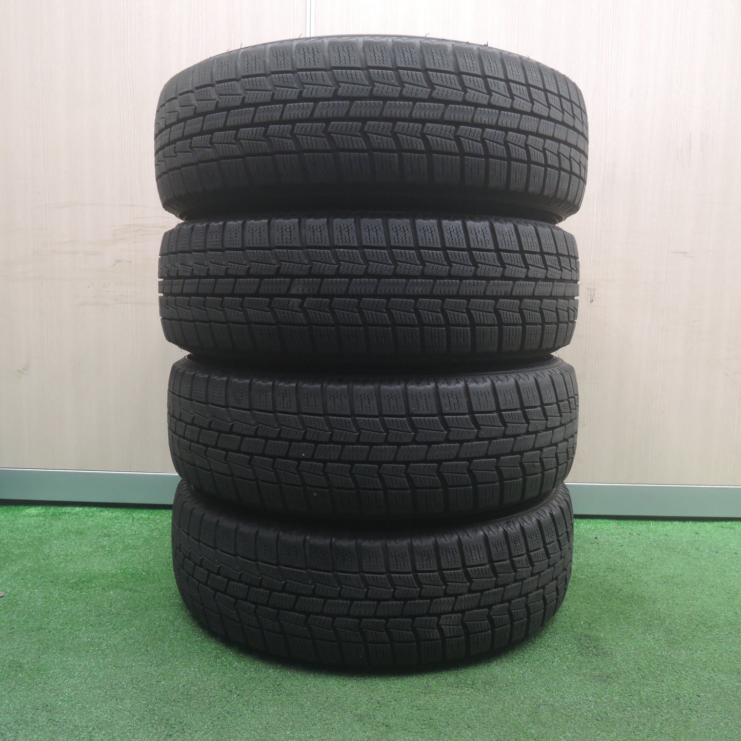 *送料無料*キレイ★スタッドレス 175/65R15 オートバックス ノーストレック N3i LEBEN レーベン 15インチ PCD100/4H★3110710NJス