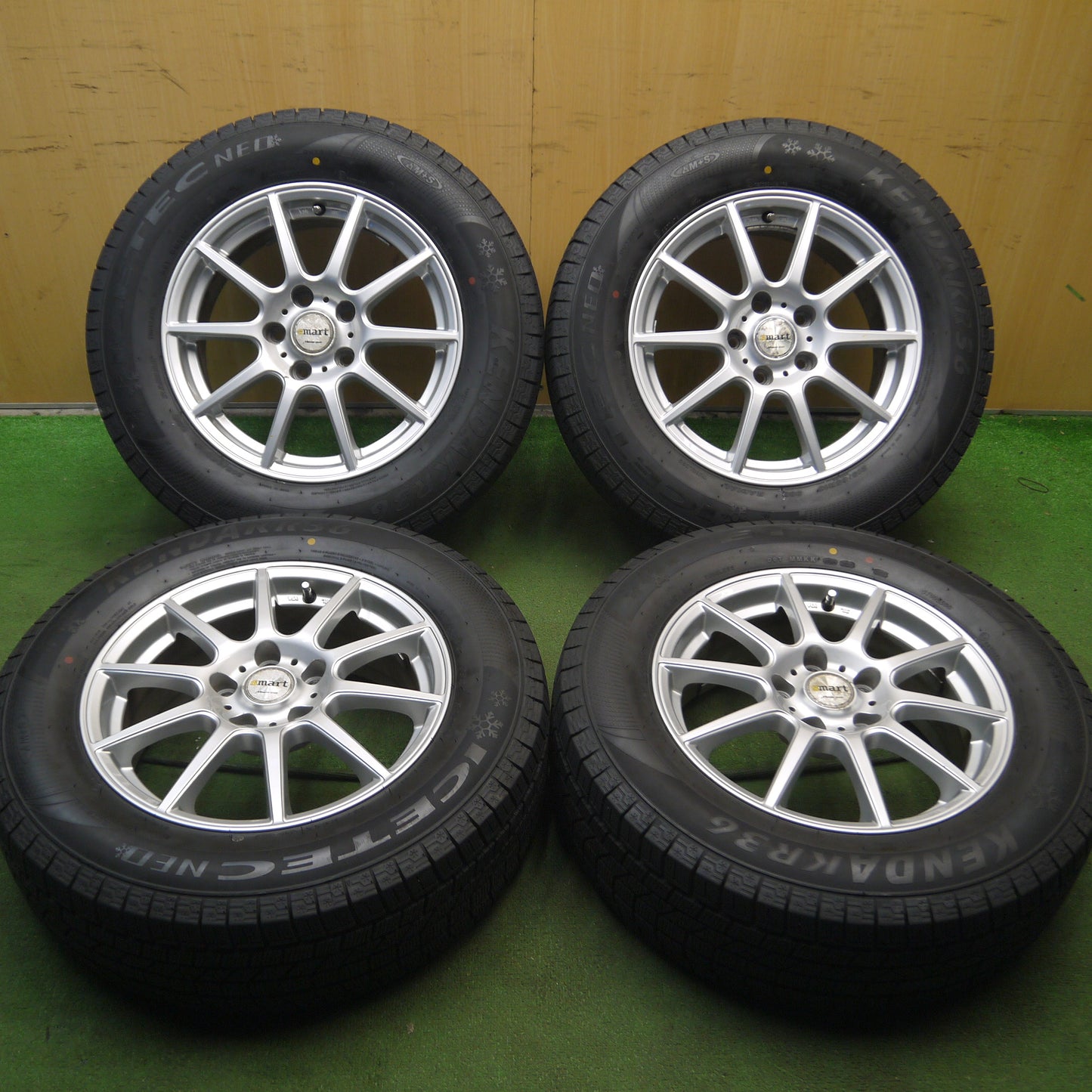 *送料無料*バリ溝！21年！キレイ！9.5分以上★スタッドレス 215/65R16 ケンダ KR36 smart MANARAY SPORT マナレイ 16インチ PCD114.3/5H★3110107Hス