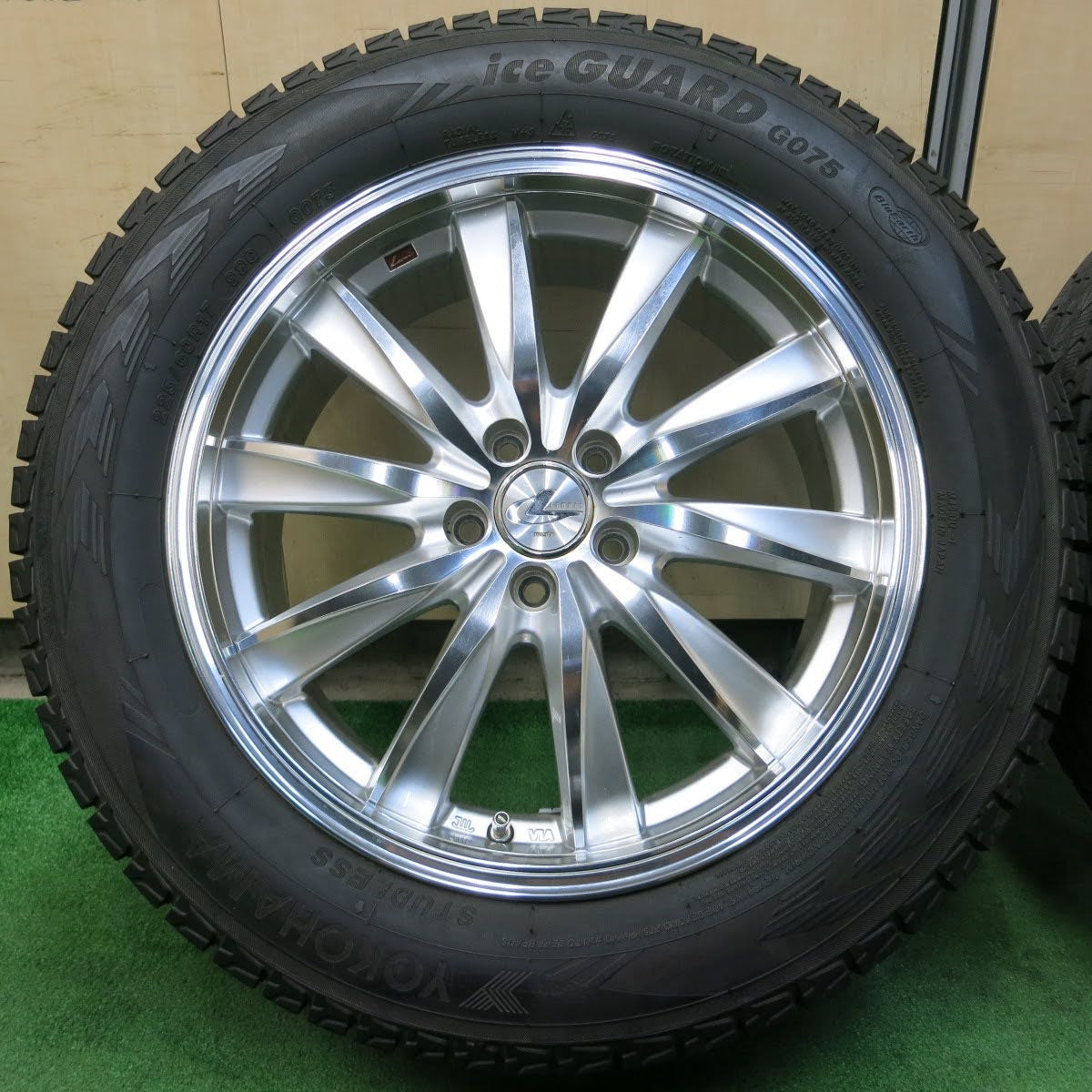 [送料無料]バリ溝！9分★スタッドレス LEONIS CX weds 225/60R17 ヨコハマ アイスガード G075 レオニス 17インチ PCD100/5H XV フォレスター 等★3091404イス