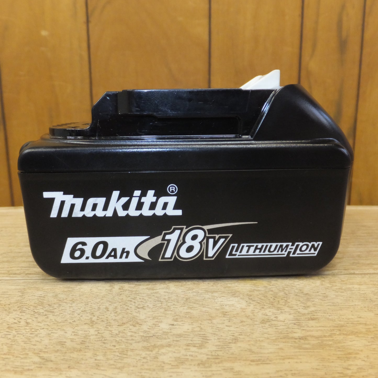 [送料無料]キレイ★マキタ makita Li-ion バッテリ BL1860B DC18V 6.0Ah 108Wh★