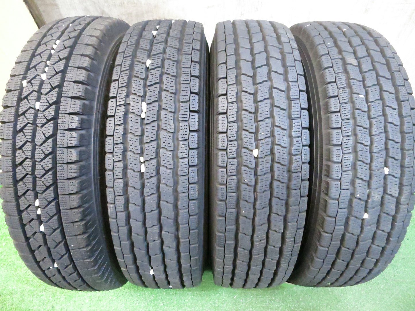 [送料無料]バリ溝！19年！ほぼ10分★ダイハツ 純正 スチール 145/80R12 80/78N 145R12 8PR スタッドレス ヨコハマ iG91 ブリヂストン VL1 PCD100/4H★3022013Hス