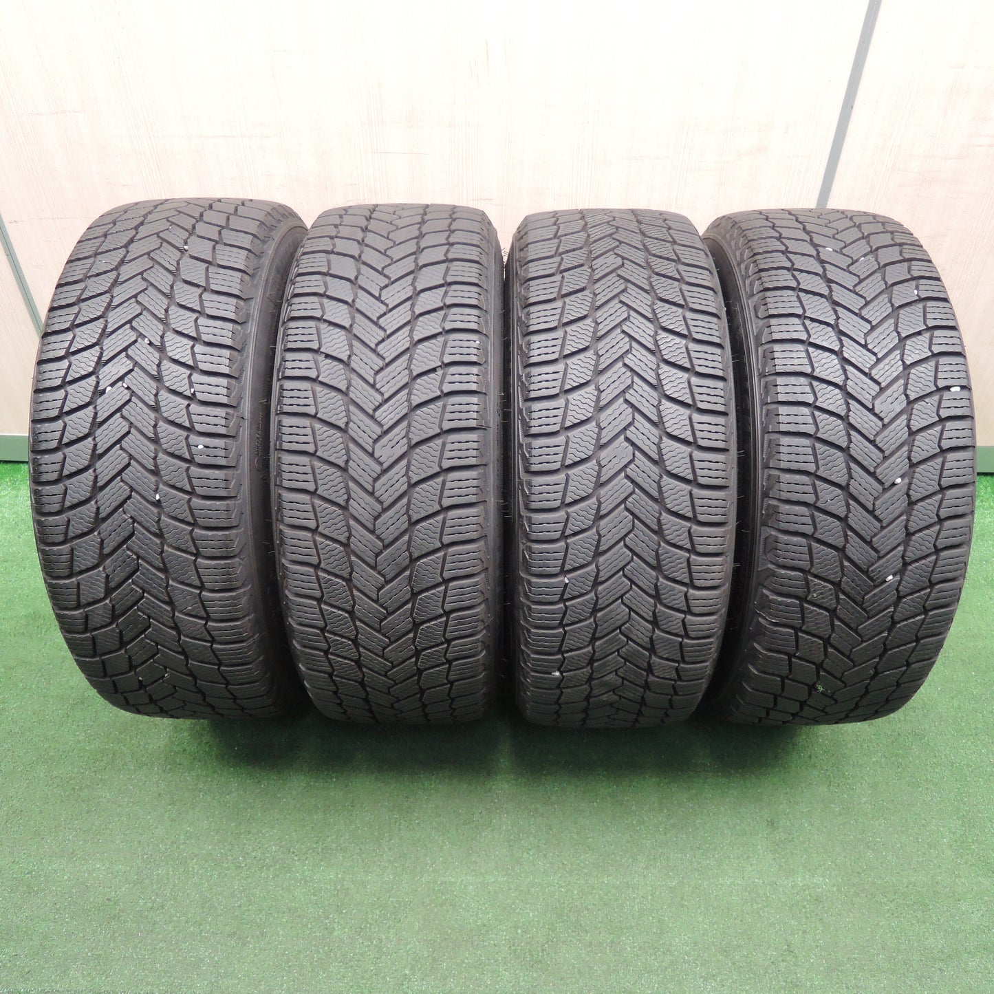 *送料無料*超バリ溝！22年！ほぼ10分★Racing R ENKEI RS05RR 235/45R18 スタッドレス ミシュラン X-ICE SNOW エンケイ PCD112/5H★3120117TNス