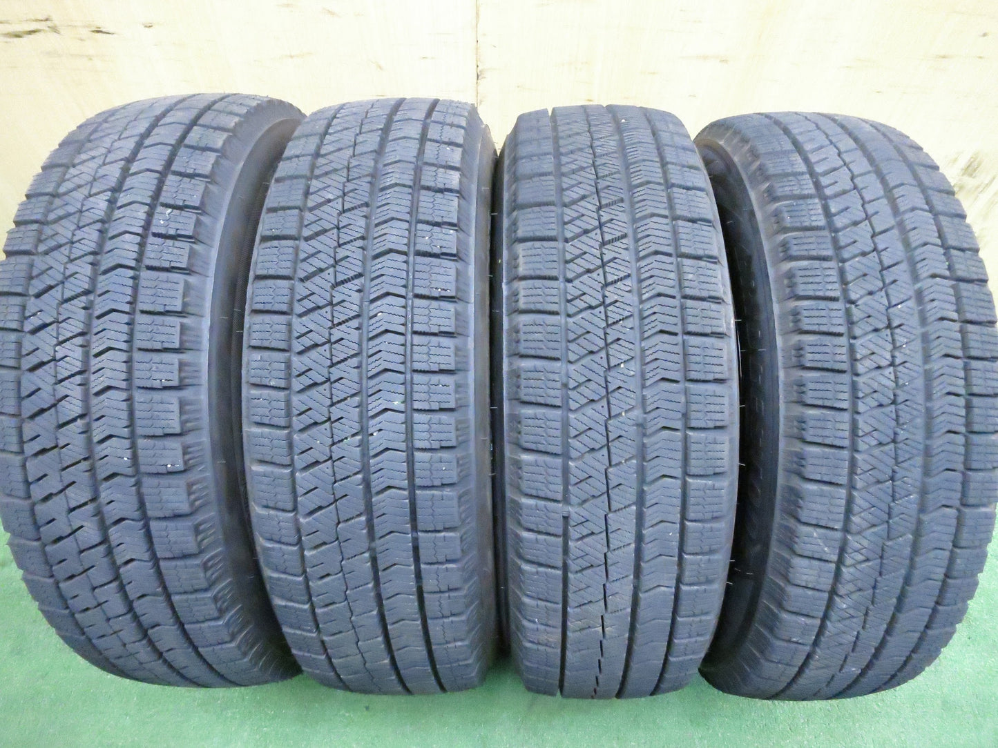 [送料無料]バリ溝！21年！キレイ！ほぼ10分★スタッドレス 165/65R14 ブリヂストン ブリザック VRX2 G-SPEED Gスピード 14インチ PCD100/4H★3021401Hス