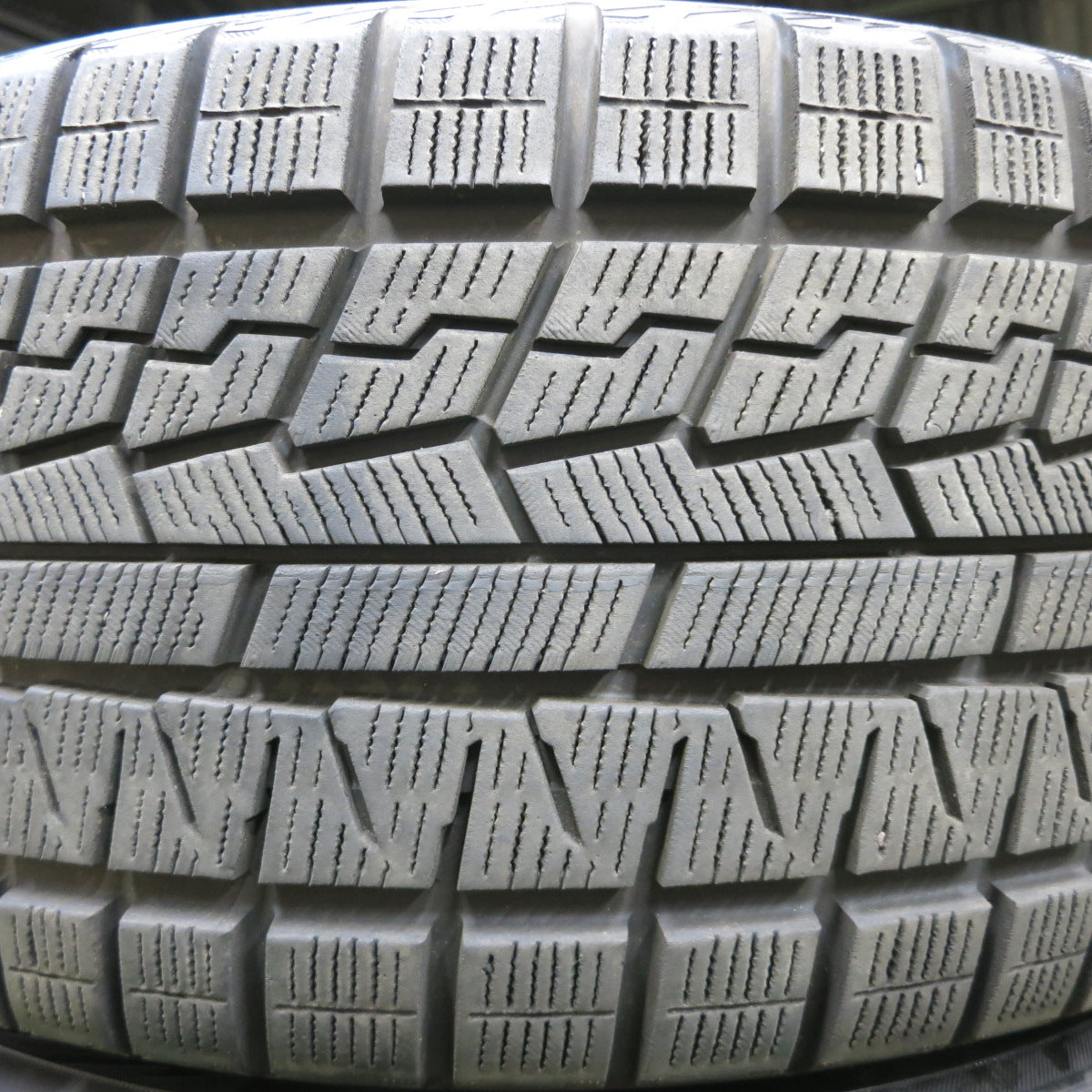 *送料無料*バリ溝！21年！9.5分★ベンツ等 IRVINE 245/40R19 スタッドレス ヨコハマ アイスガード iG70 アーヴィン 19インチ PCD112/5H★3121503イス