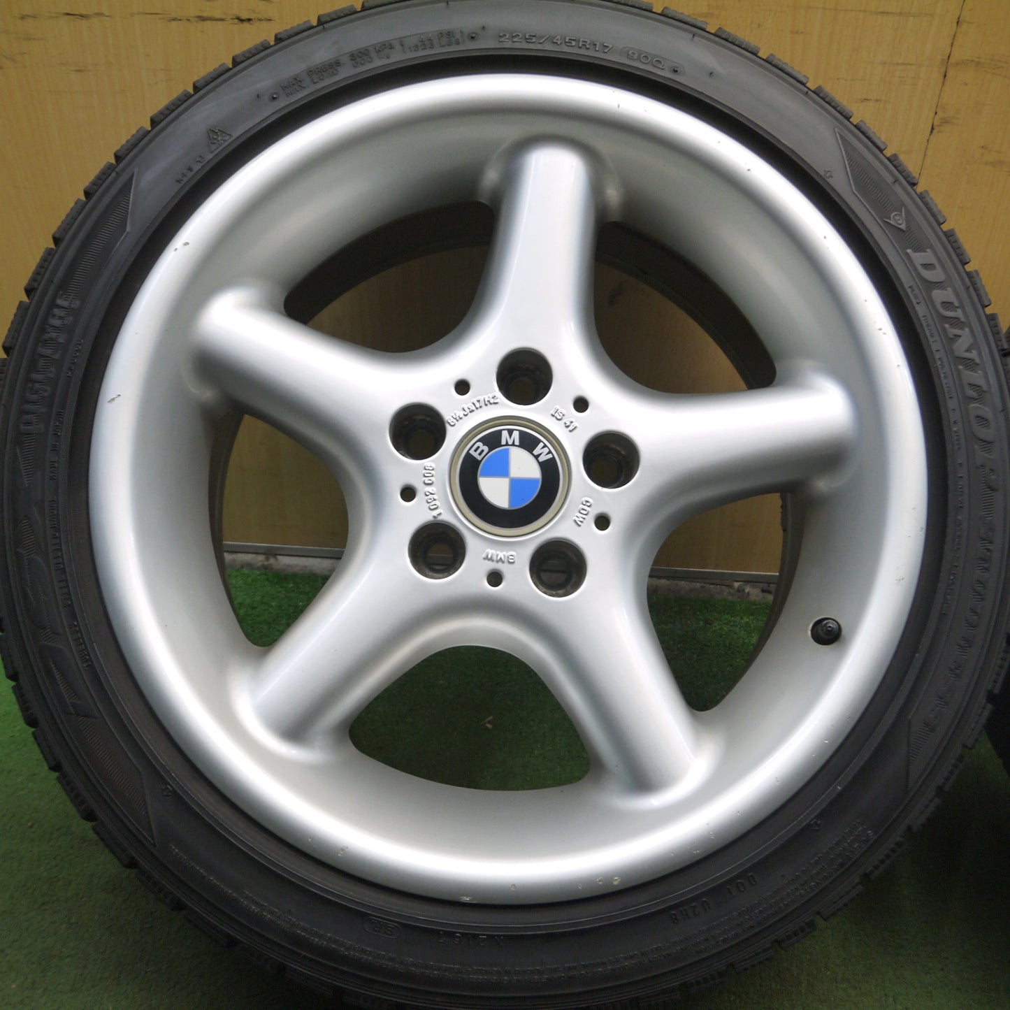 *送料無料*バリ溝！9.5分★BMW E36 Z3 純正 225/45R17 スタッドレス ダンロップ DSX 17インチ PCD120/5H★4013110Hス