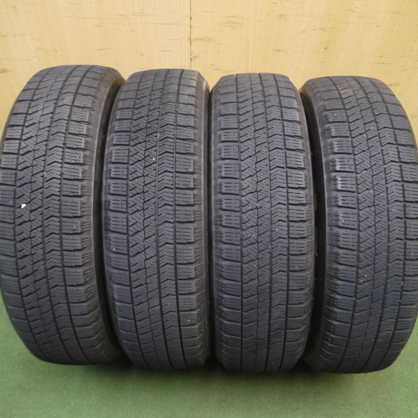 *送料無料* キレイ★スタッドレス 165/60R15 ブリヂストン ブリザック VRX2 EuroSpeed MANARAY SPORT 15インチ PCD100/4H★4021603Hス