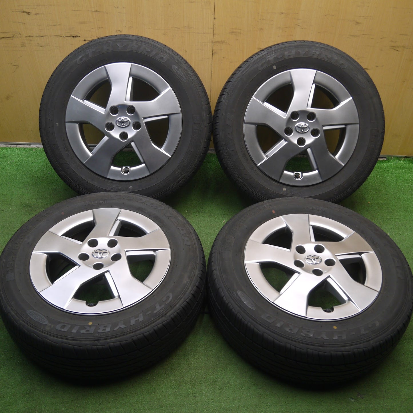 [送料無料]4本価格★トヨタ 30系 プリウス 純正 195/65R15 グッドイヤー GT-HYBRID 15インチ PCD100/5H★3090401Hノ