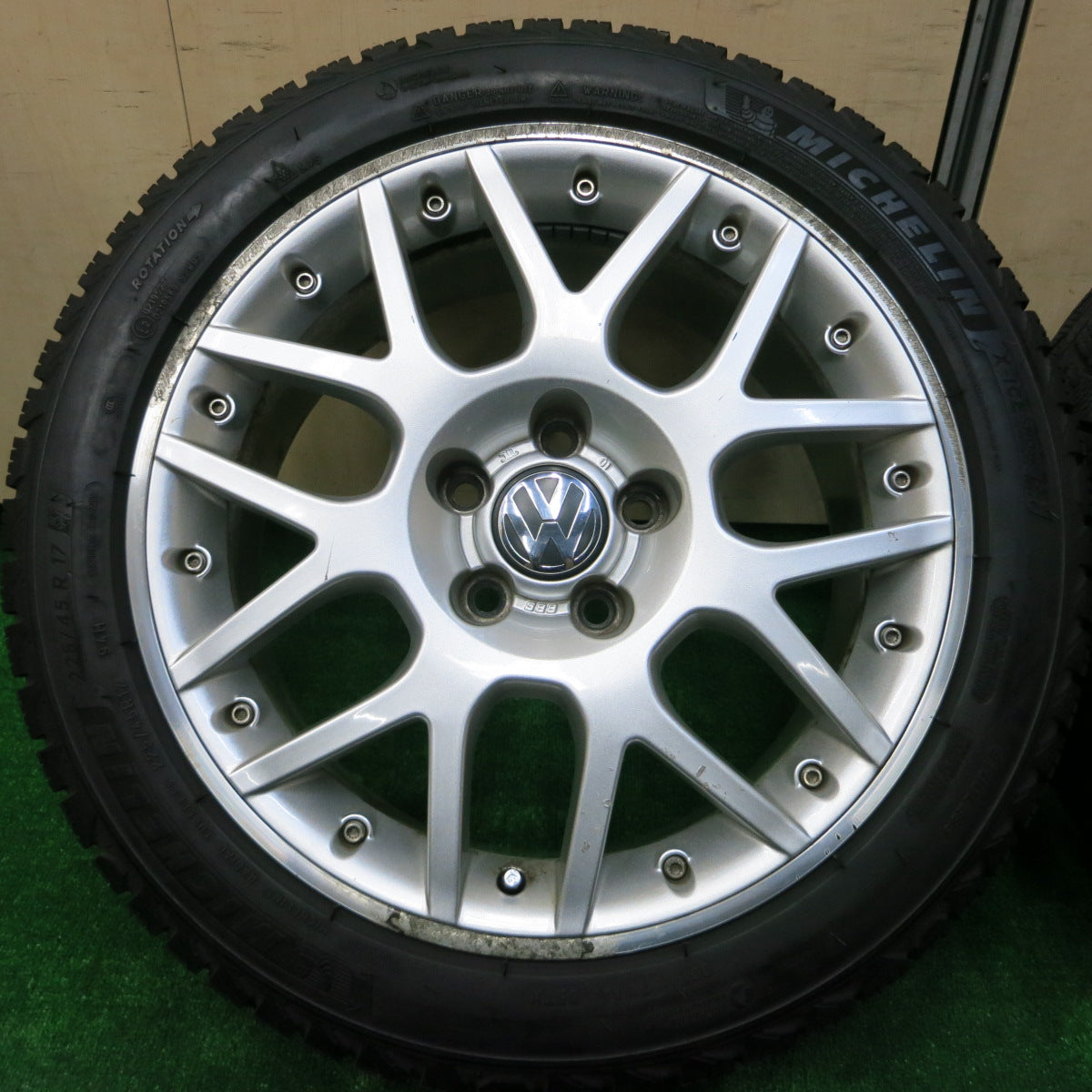 *送料無料*バリ溝！9分★ワーゲン ゴルフ 純正 OP BBS RS800 225/45R17 スタッドレス ミシュラン X-ICE SNOW PCD112/5H★3110101イス