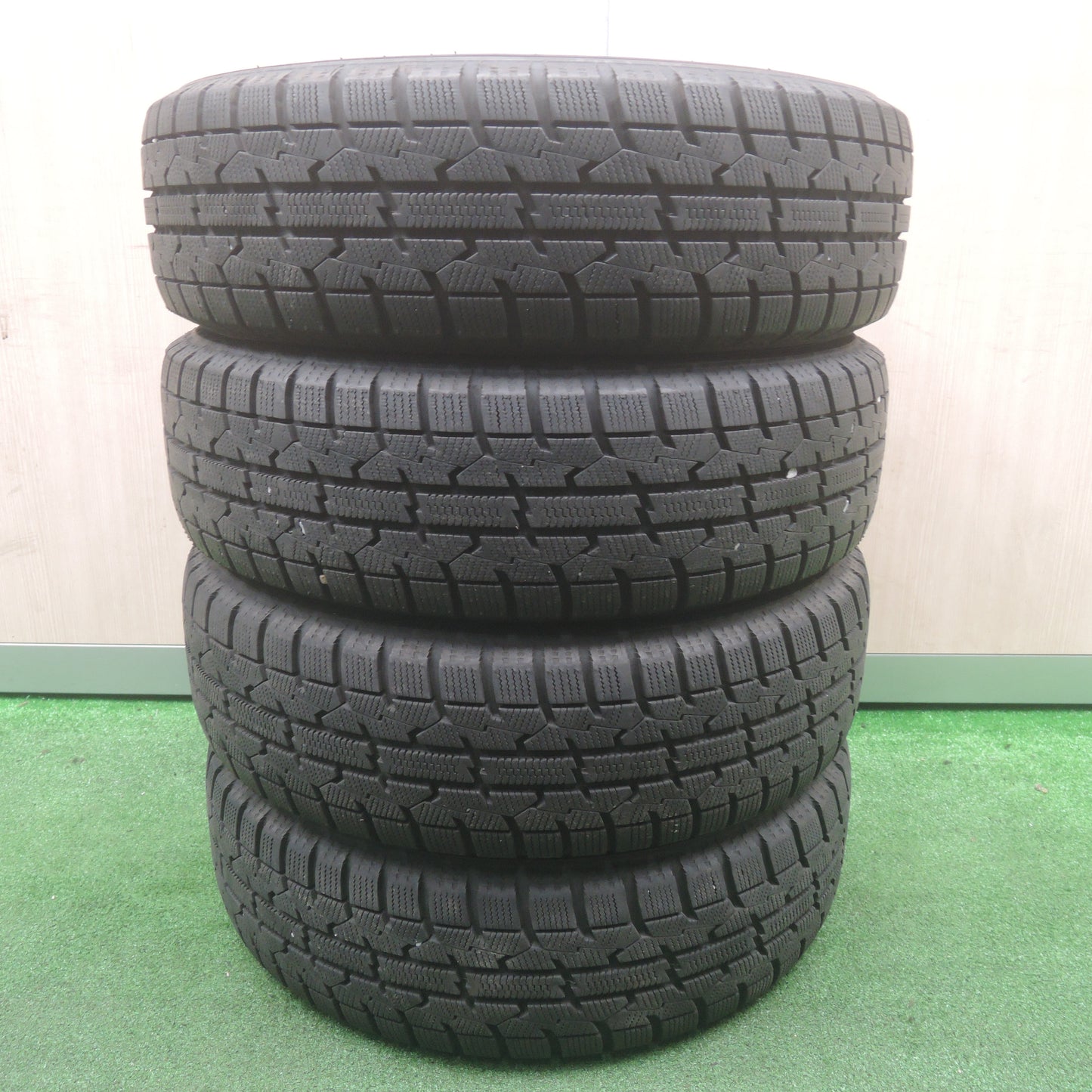 *送料無料*バリ溝！21年！キレイ！9.5分以上★スタッドレス 165/65R14 トーヨー オブザーブ ガリット GIZ ZACK JP-016 MONZA ザック 14インチ PCD100/4H★3111303SYス