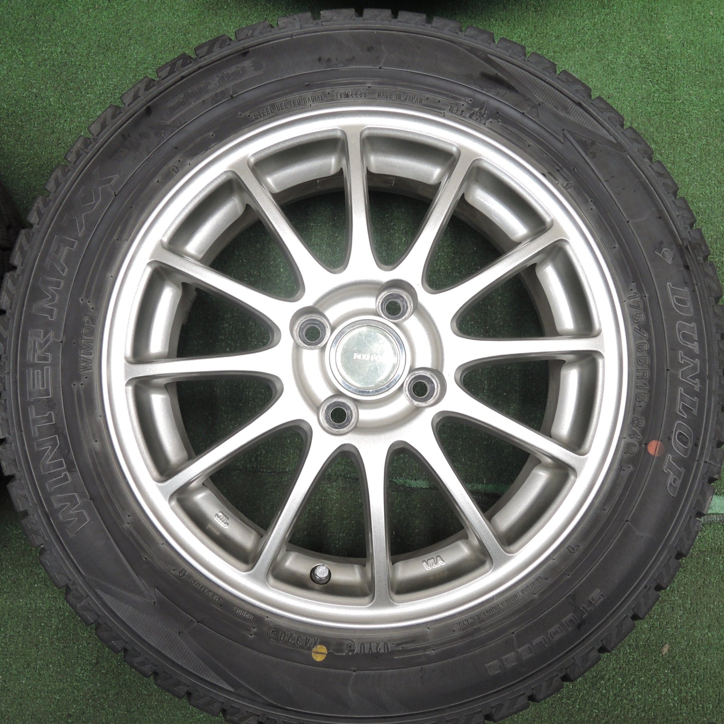 *送料無料* バリ溝！20年！キレイ！9分★スタッドレス 175/65R15 ダンロップ ウインターマックス WM02 ECO FORME エコフォルム 15インチ PCD100/4H★4021703HAス