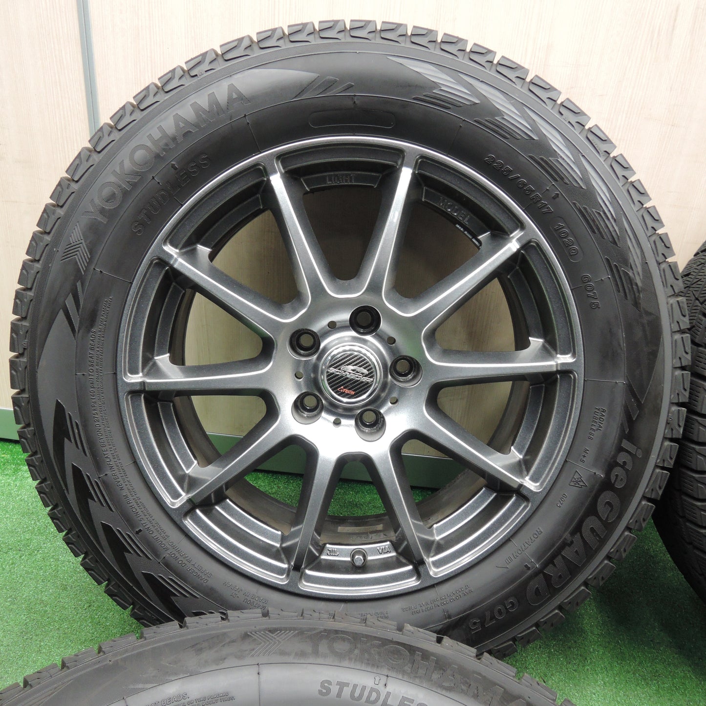 *送料無料*バリ溝！22年！キレイ！ほぼ10分★スタッドレス 225/65R17 ヨコハマ アイスガード G075 SCHNEIDER ATECH シュナイダー 17インチ PCD114.3/5H★3111510SYス