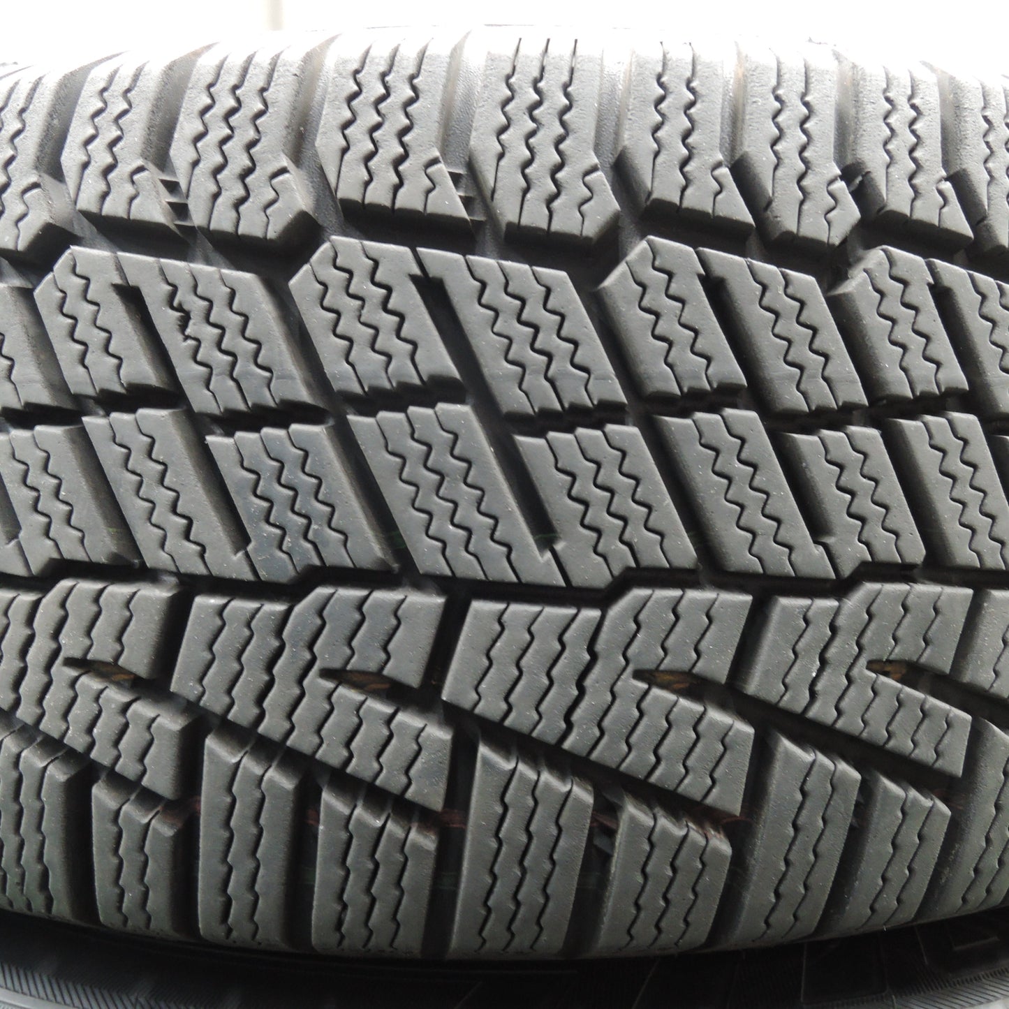 *送料無料* バリ溝！21年！キレイ！8.5分★スタッドレス 185/65R15 コンチネンタル ノースコンタクト NC6 Zmeist VS-1 PCD114.3/5H★4022304NJス