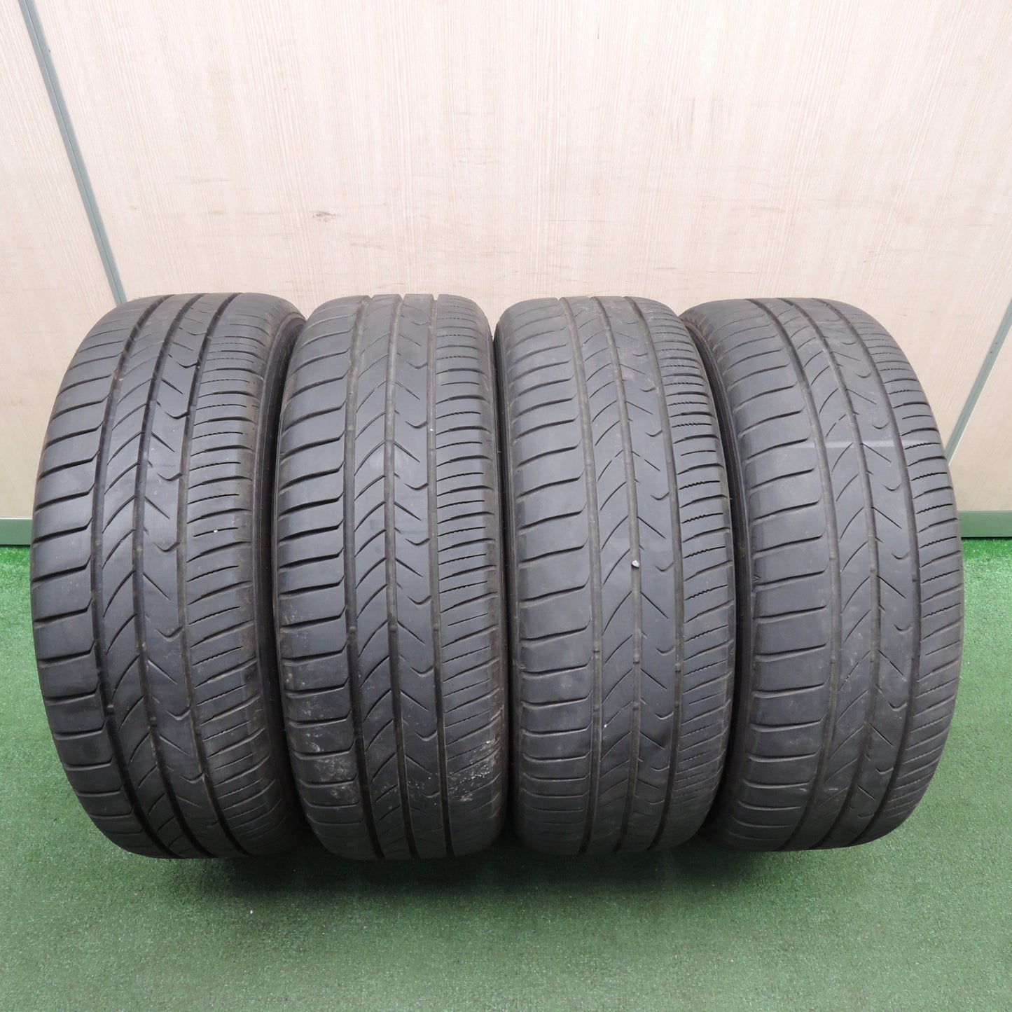 *送料無料* バリ溝！23年！キレイ！9.5分★トヨタ 70系 ヴォクシー 純正 205/60R16 トーヨー トランパス MPZ 16インチ PCD114.3/5H★4021305TNノ