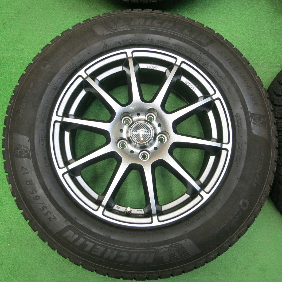 *送料無料* 超バリ溝！20年！キレイ！ほぼ10分★スタッドレス 235/65R17 ミシュラン X-ICE SNOW SUV SCHNEIDER MiD シュナイダー PCD114.3/5H★4022004イス