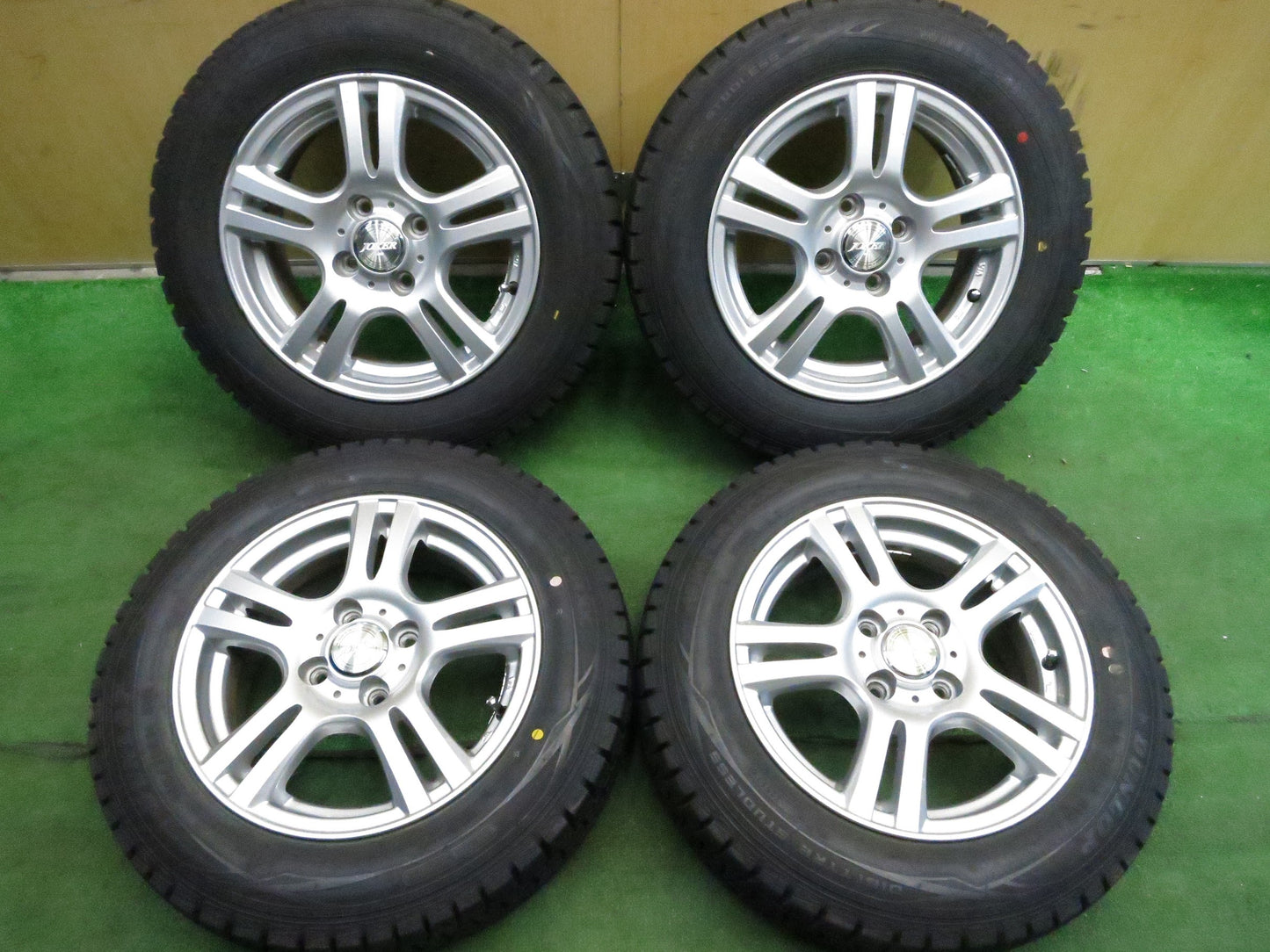 [送料無料]バリ溝！キレイ！ほぼ10分★スタッドレス 165/70R14 ダンロップ ウインターマックス WM01 JOKER weds ジョーカー 14インチ PCD100/4H★3012510Hス