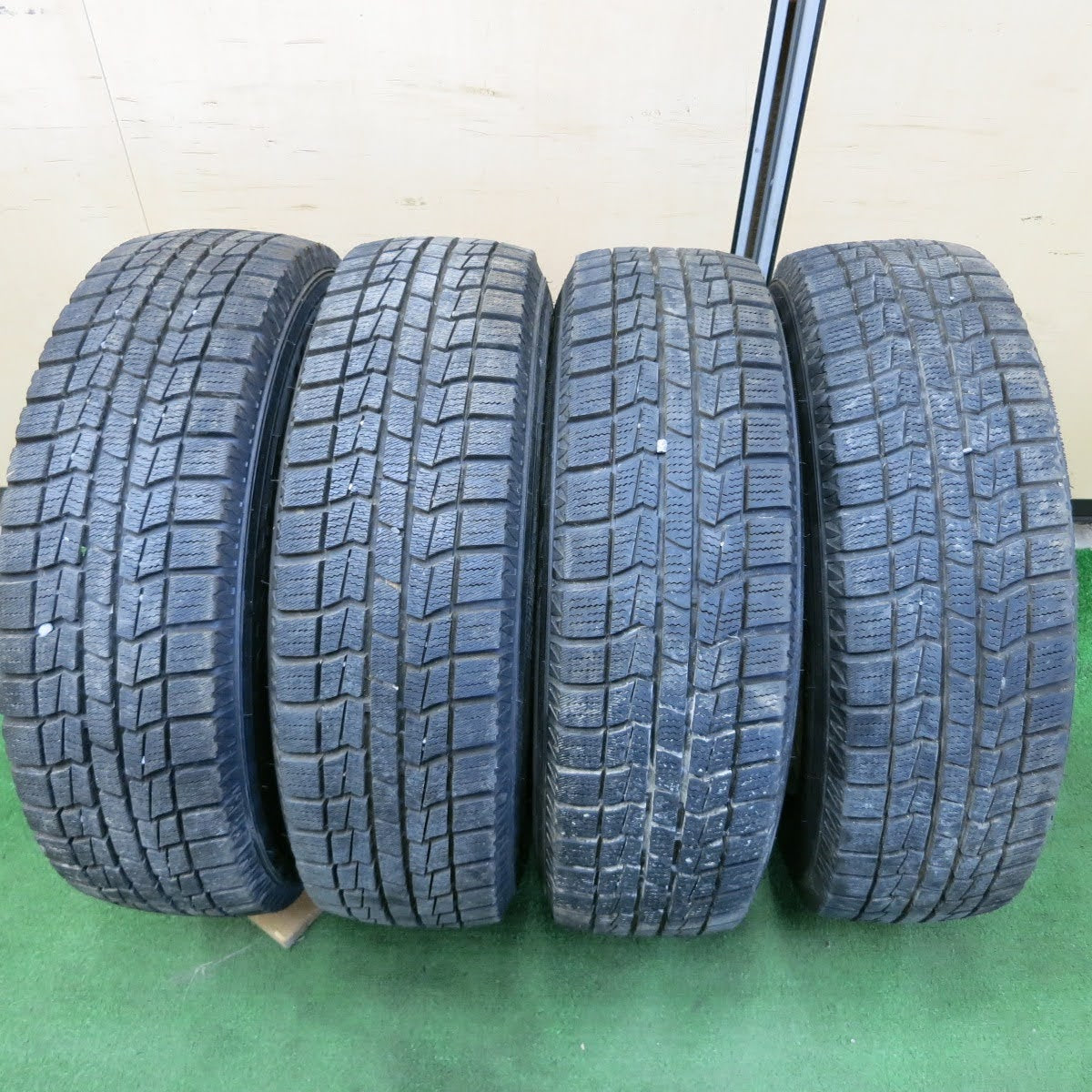 [送料無料]バリ溝！19年！綺麗！9.5分以上★スタッドレス 175/70R14 オートバックス ノーストレック N3i JOKER weds ジョーカー 14インチ PCD100/4H★3100201HHス