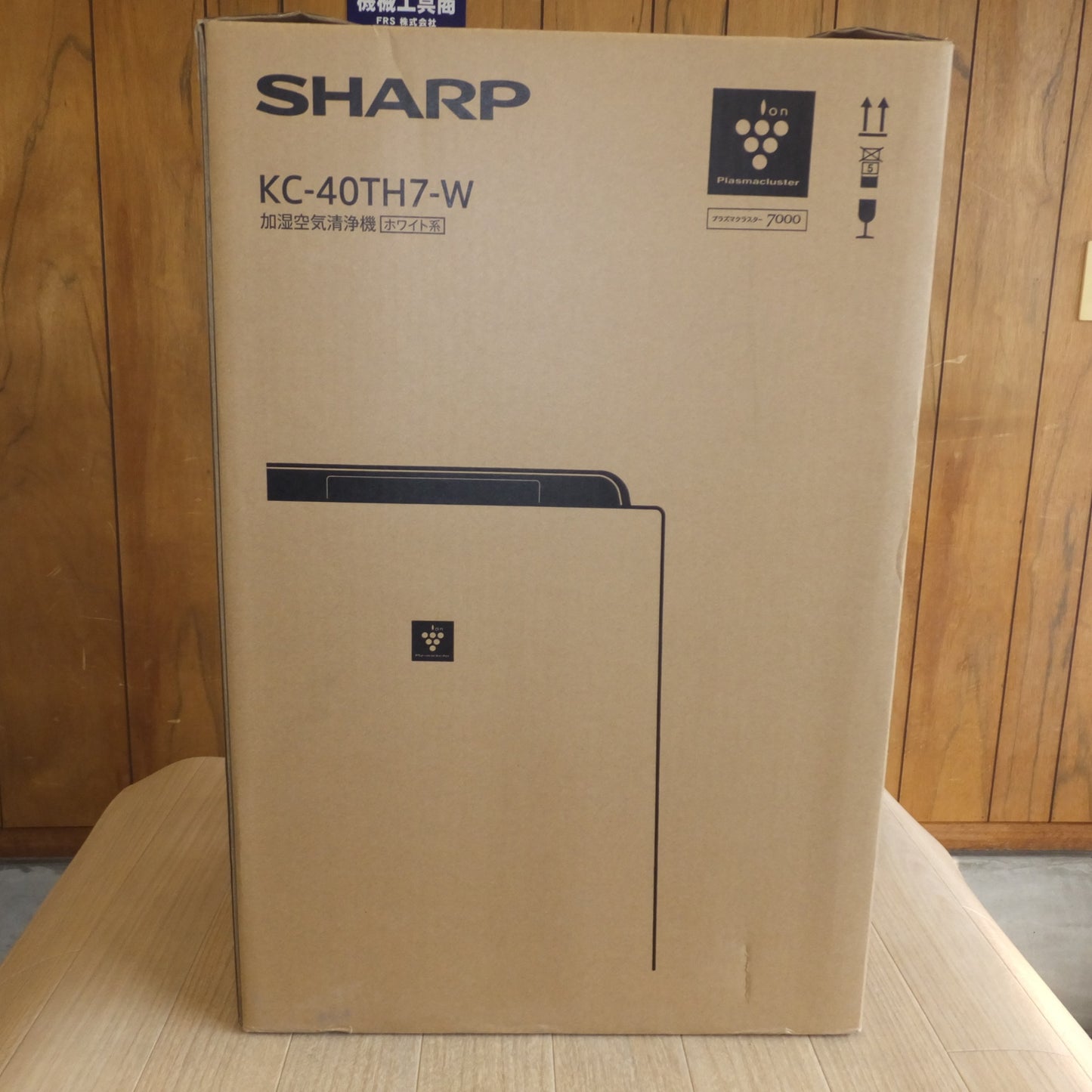 [送料無料] 未使用★シャープ SHARP 加湿空気清浄機 KC-40TH7-W ホワイト系　プラズマクラスター 7000 Plasmacluster★