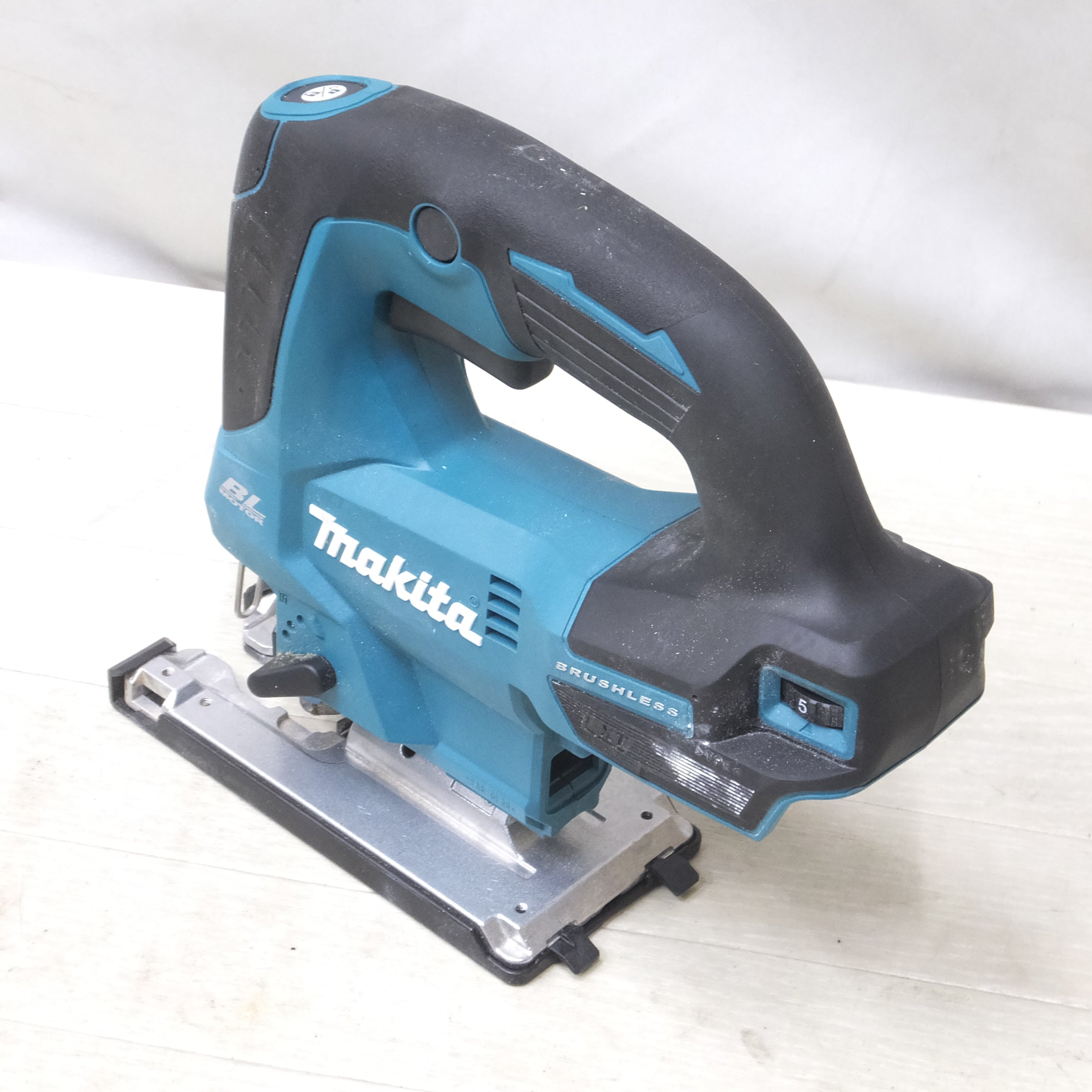 [送料無料]◆MAKITA マキタ 充電式ジグソー JV184D 18V ケース付き◆