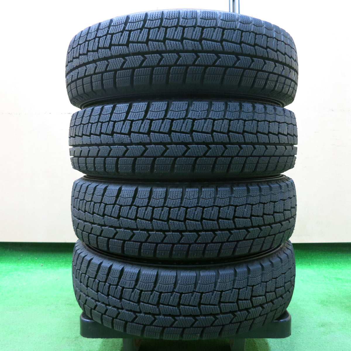 *送料無料*バリ溝！22年！キレイ！ほぼ10分★スタッドレス 155/65R13 ダンロップ ウインターマックス WM02 STYTZ 13インチ  PCD100/4H★3123006イス