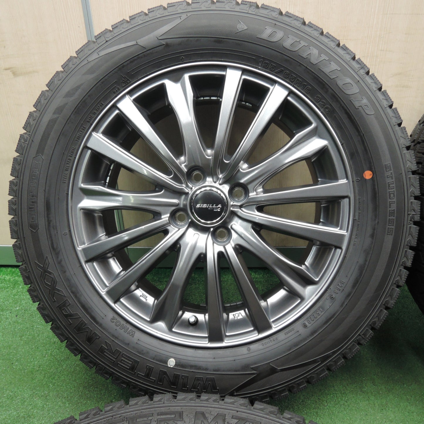 *送料無料* 超バリ溝！20年！キレイ！9.5分以上★スタッドレス 195/65R16 ダンロップ ウインターマックス WM02 SIBILLA NEXT W5 PCD100/4H★4022203TNス