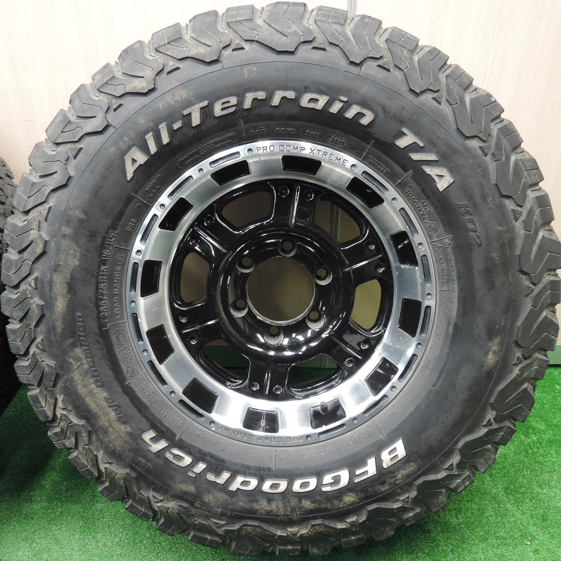 [送料無料]4本価格★PRO COMP XTREME 285/75R16 116/113R BFグッドリッチ All-Terrain T/A  プロコンプ 16インチ PCD139.7/6H★3111707TNノ