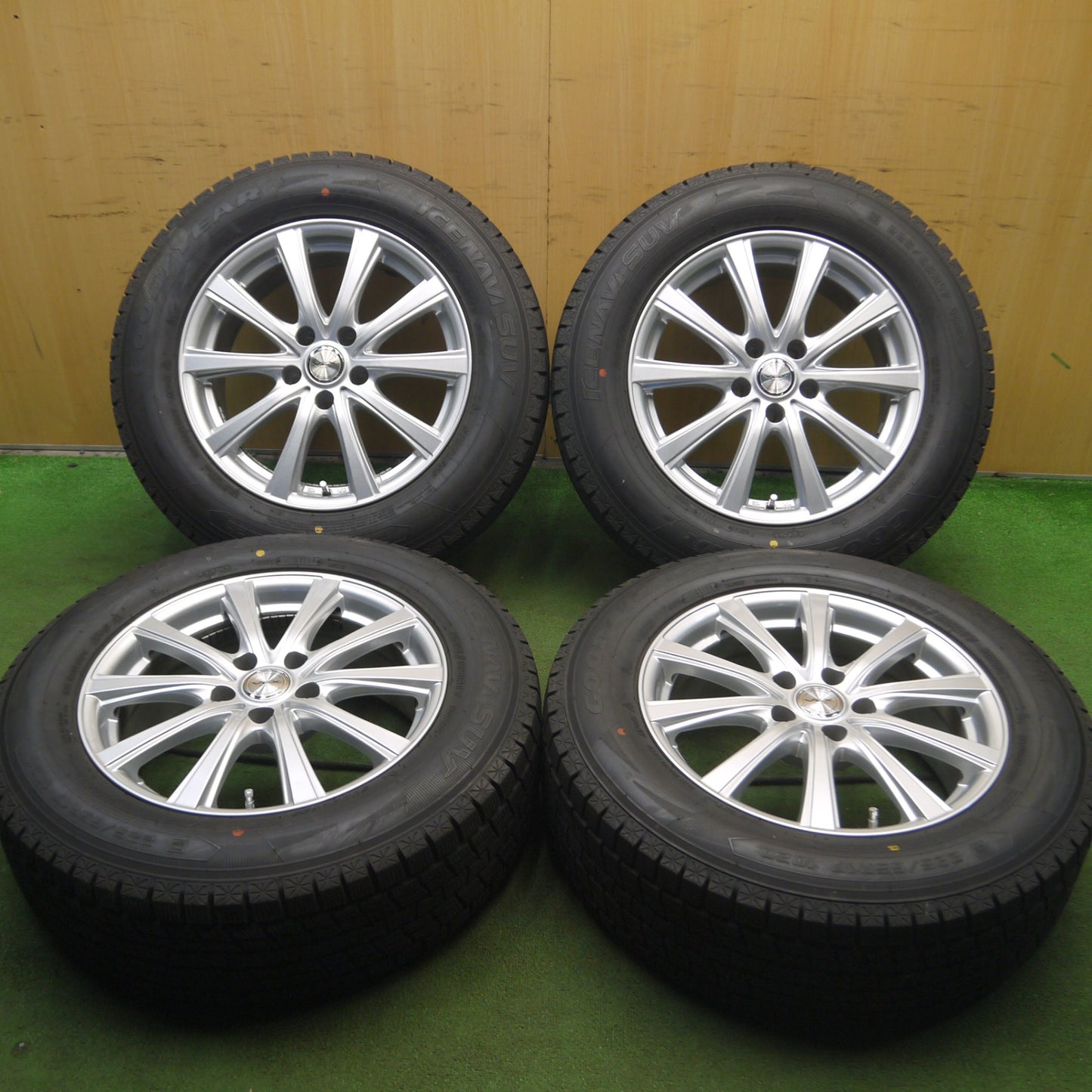 *送料無料* 超バリ溝！キレイ！ほぼ10分★スタッドレス 225/65R17 グッドイヤー アイスナビ SUV V.E.X. VEX 17インチ PCD114.3/5H★4022709Hス