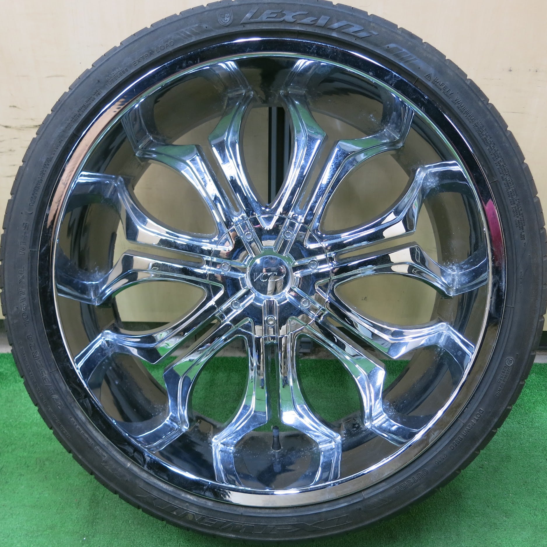 [送料無料]バリ溝！8.5分★VCT ゴッドファーザー 275/35R24 レクサーニ LX-TWENTY 24インチ  PCD139.7/6H★3071205ヒノ