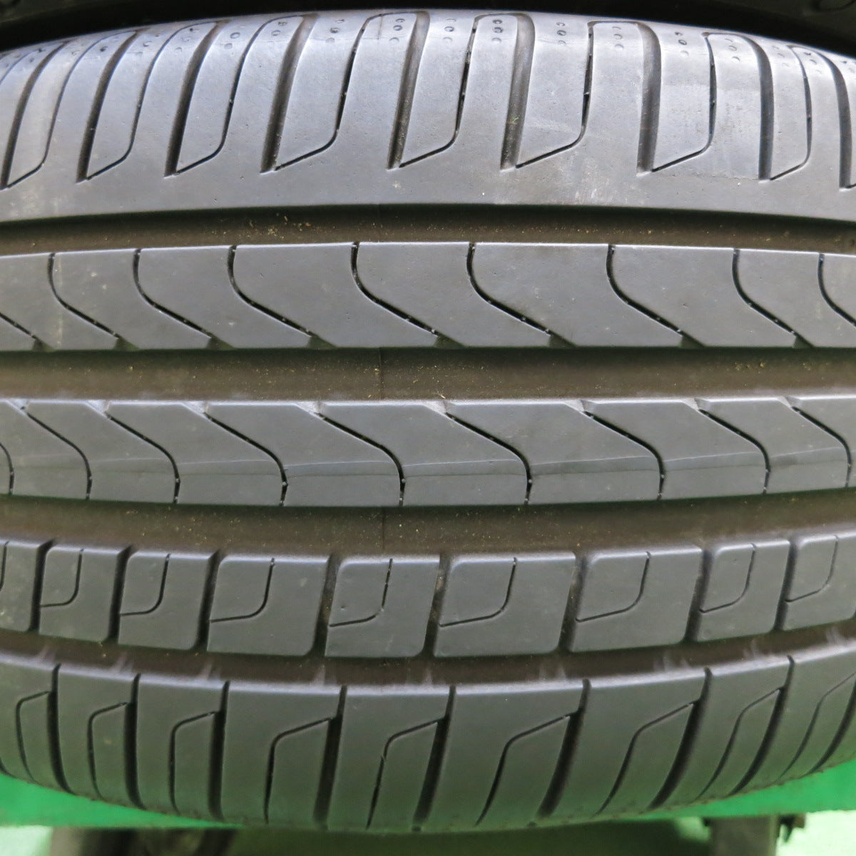 送料無料*バリ溝！20年！キレイ！8.5分☆アウディ A4 アバント Sライン 純正 245/40R18 ピレリ Cinturato P7 |  名古屋/岐阜の中古カー用品・工具の買取/販売ならガレージゲット