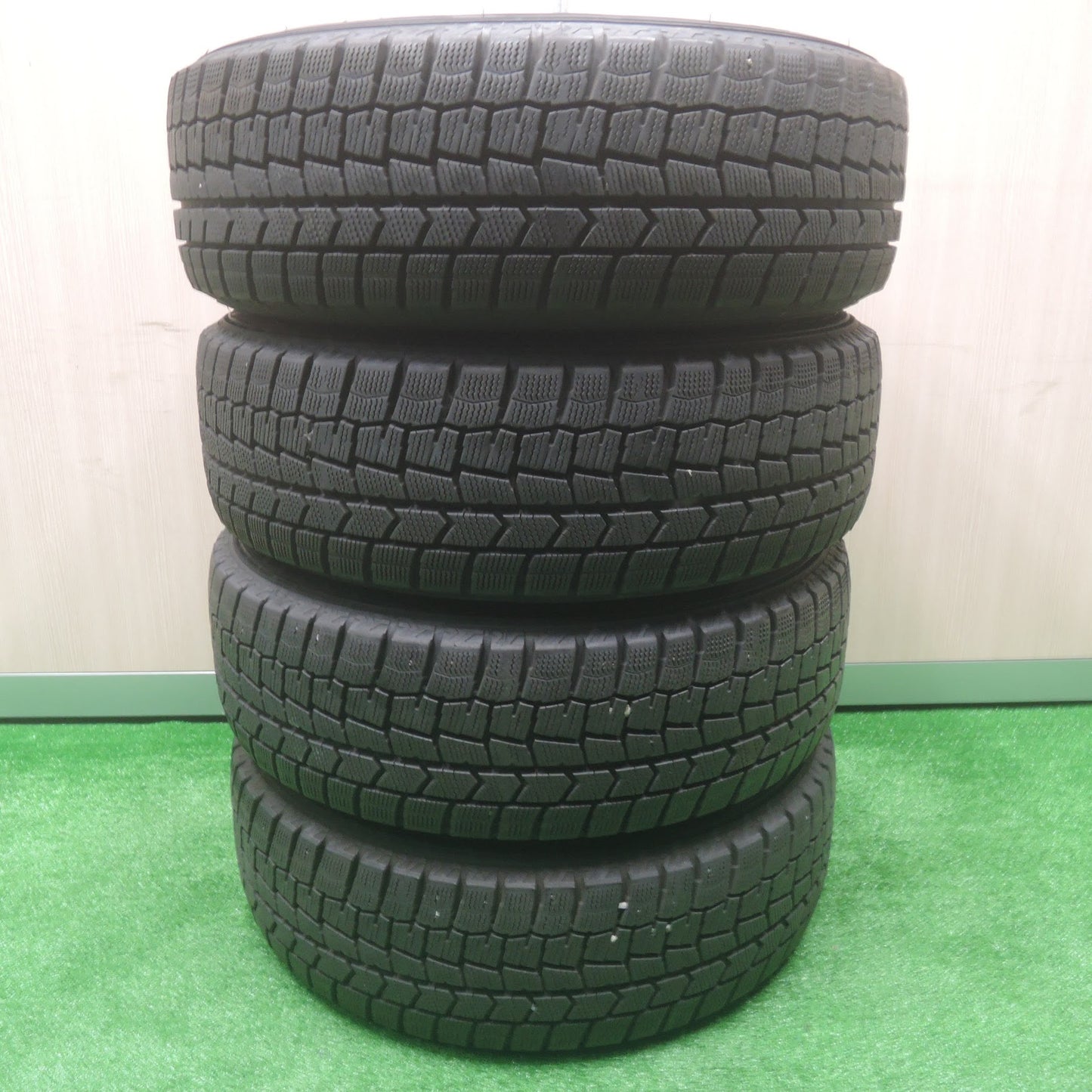 [送料無料]バリ溝！9分★スタッドレス 185/65R15 ダンロップ ウインターマックス WM02 SCHNEIDER ATECH シュナイダー 15インチ PCD114.3/5H★3072702SYス