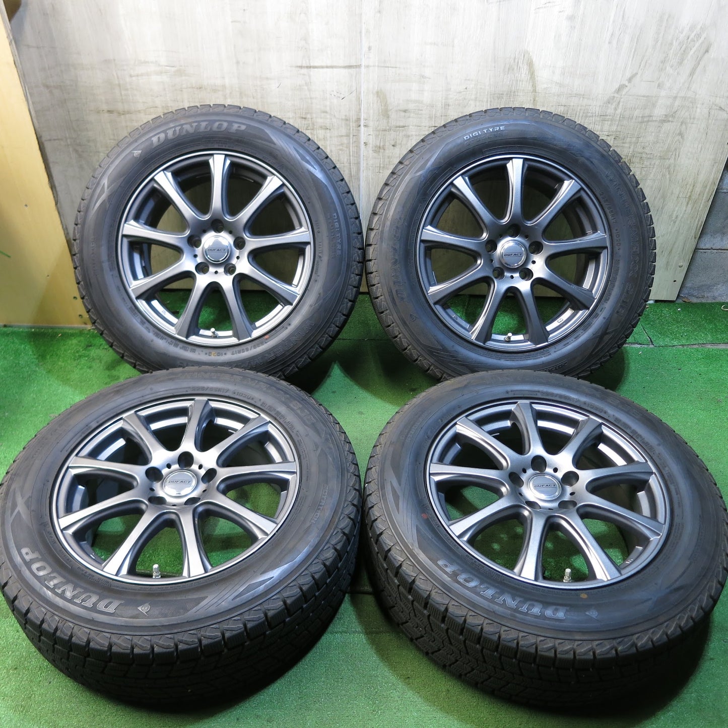 [送料無料]バリ溝！キレイ！9.5分★スタッドレス 225/65R17 ダンロップ ウインターマックス SJ8 DUFACT デュファクト 17インチ PCD114.3/5H★3060707Hス