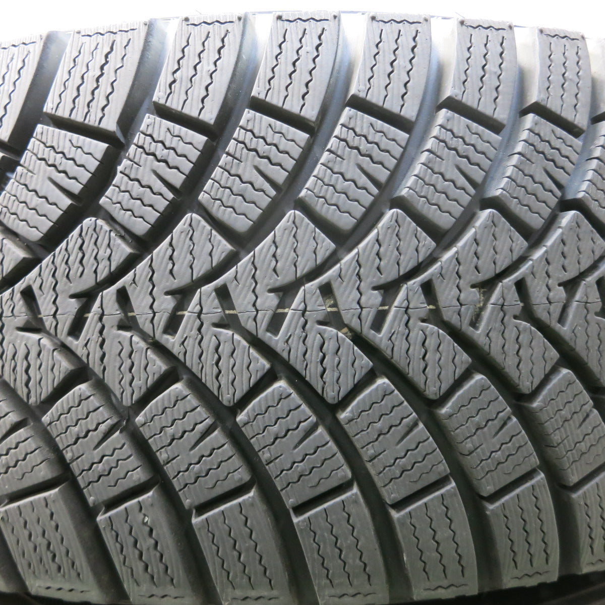 *送料無料*バリ溝！キレイ！9.5分以上★スタッドレス 205/60R16 ファルケン エスピア W-ACE DUFACT デュファクト 16インチ PCD114.3/5H★3101502イス