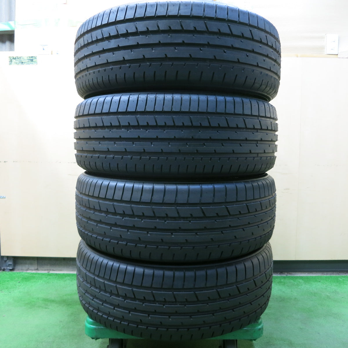 *送料無料*新車外し！23年★225/55R19 トーヨー プロクセス R46A タイヤ 19インチ ハリアー CX-8 CX-5 等★3102703イノタ