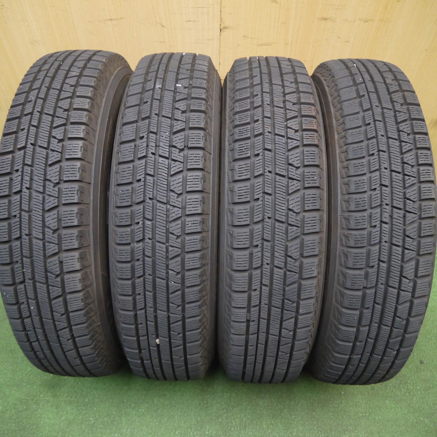 [送料無料]バリ溝！キレイ！9.5分★スタッドレス 145/80R13 ヨコハマ アイスガード iG50 プラス GYLE 13インチ PCD100/4H★3072413Hス